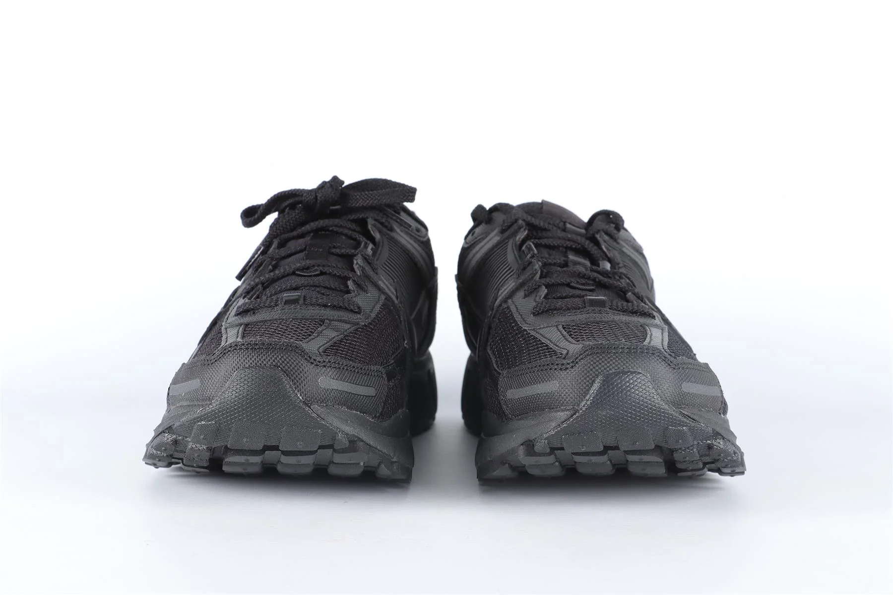 NIKE BLACK MEN'S ZOOM VOMERO 5 SNEAKERS EU 44 UK 9 US 10 - Image 3