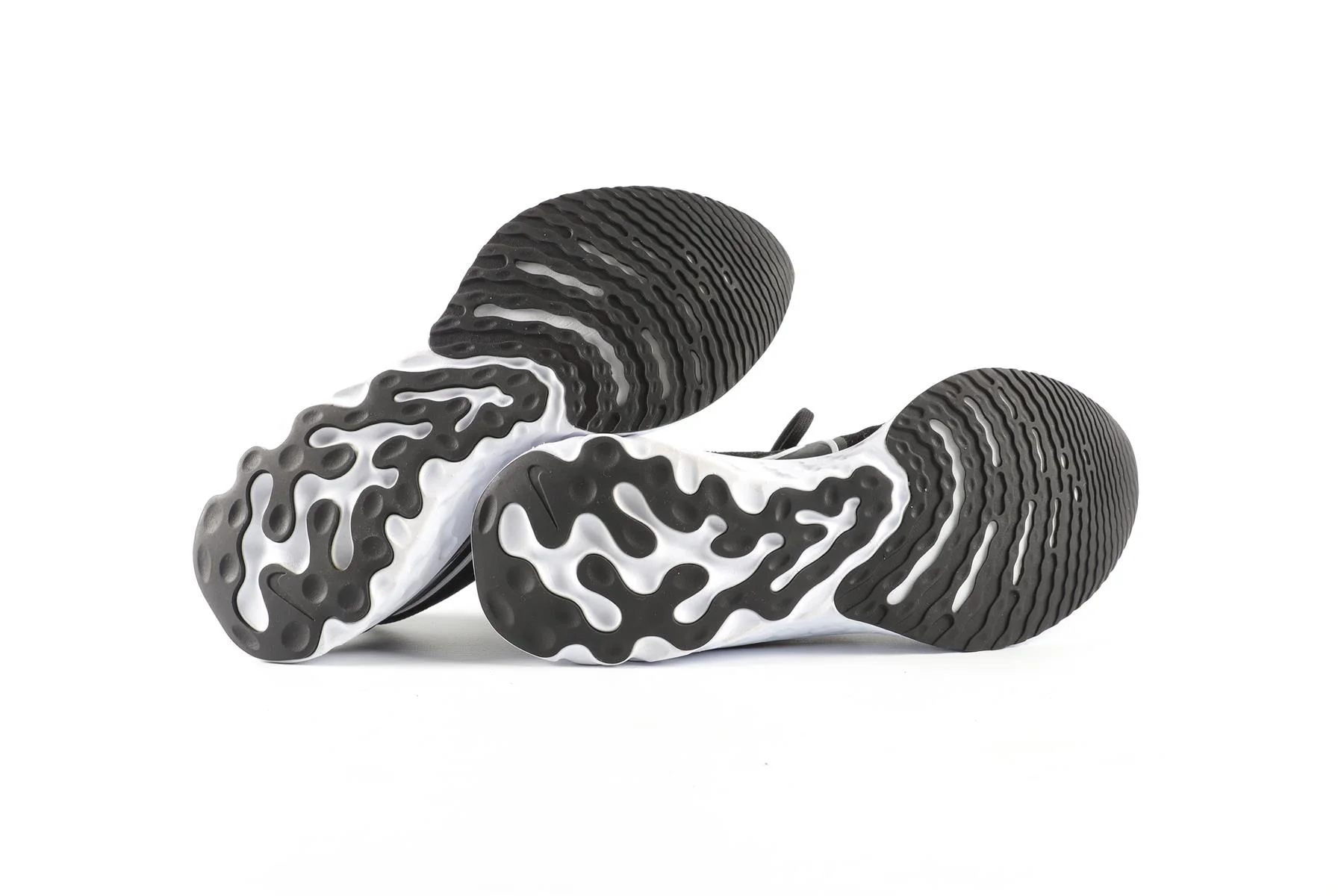 NIKE BLACK REACT SNEAKERS EU 39 UK 5.5 US 8 - Image 6
