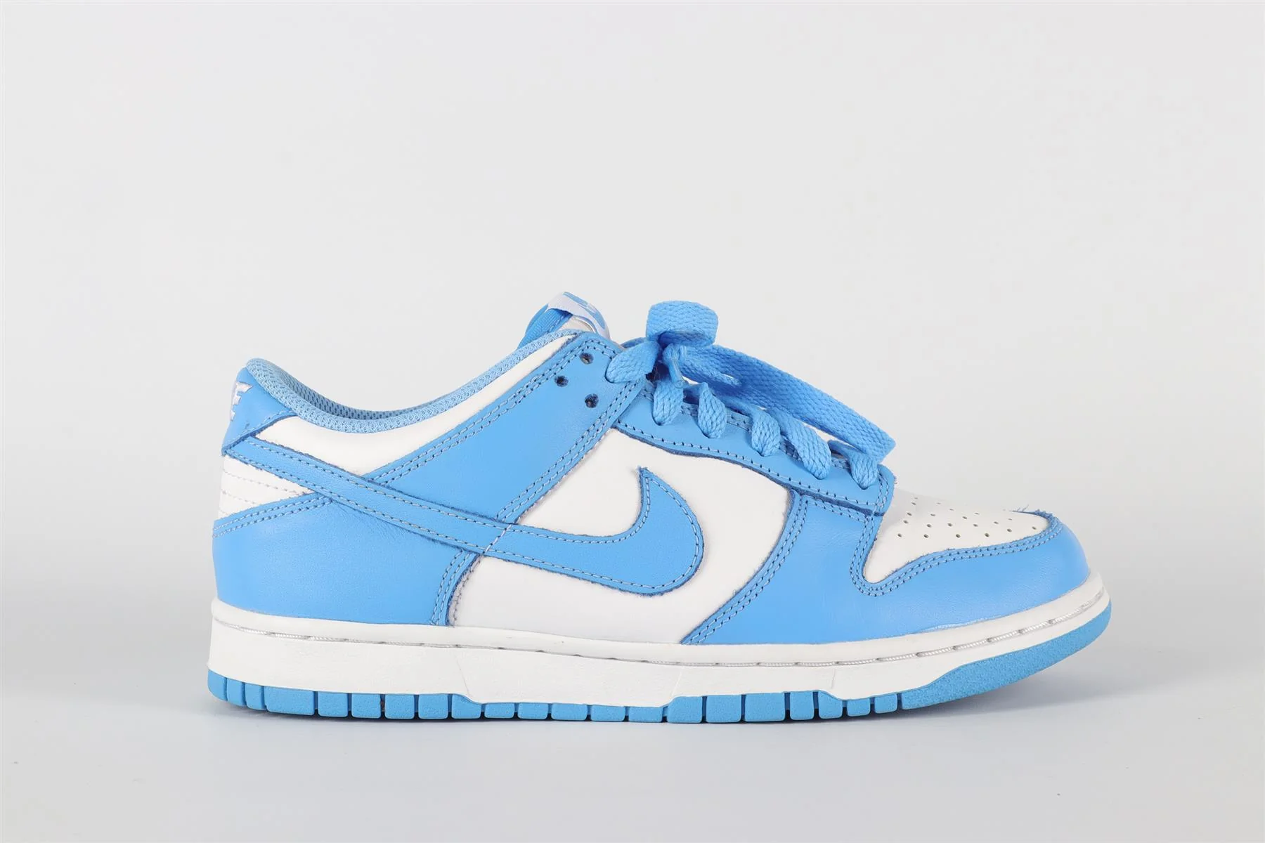 NIKE BLUE DUNK UNIVERSITY BLUE SNEAKERS EU 38.5 UK 5.5 US 6 - Image 2
