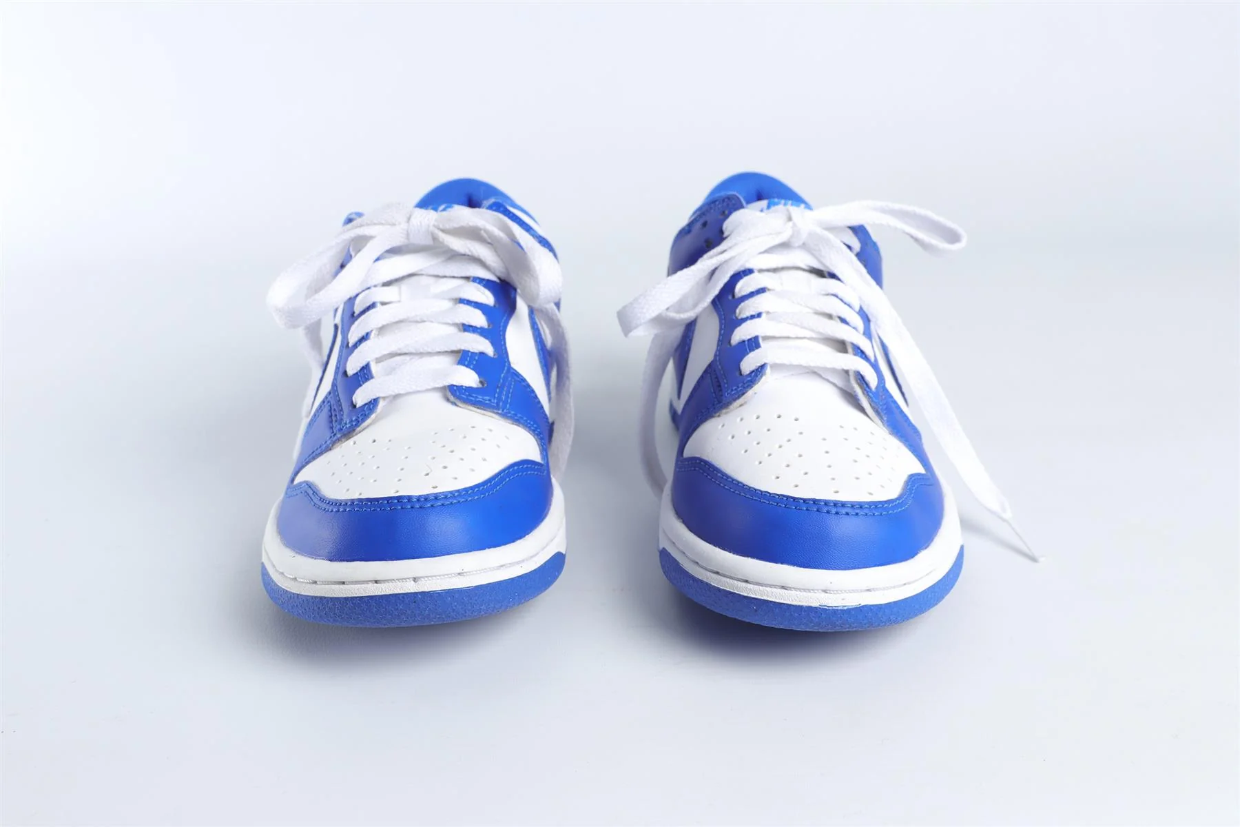 NIKE BLUE KIDS LEATHER SNEAKERS EU 35.5 UK 3 US 3.5 - Image 3