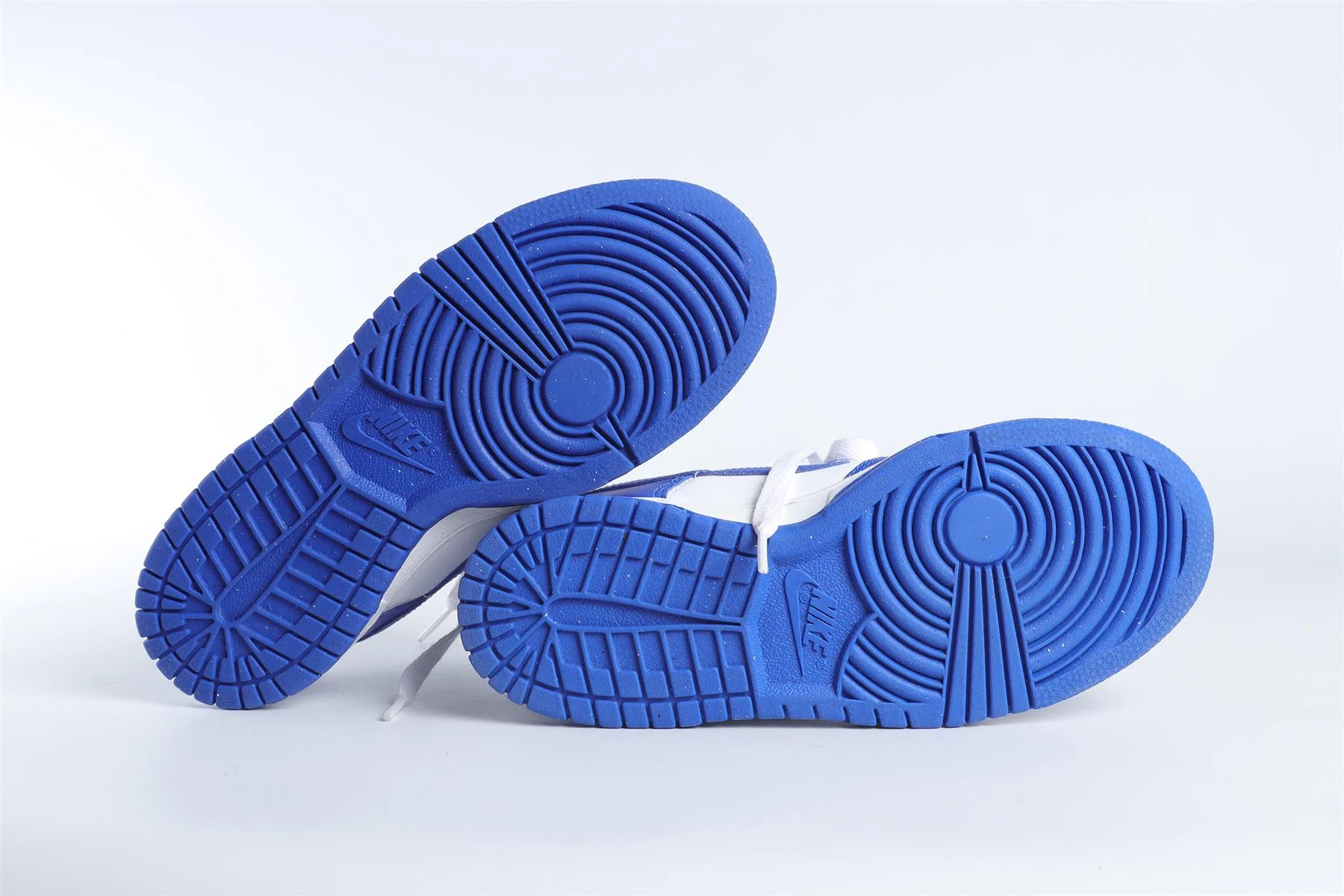 NIKE BLUE KIDS LEATHER SNEAKERS EU 35.5 UK 3 US 3.5 - Image 6