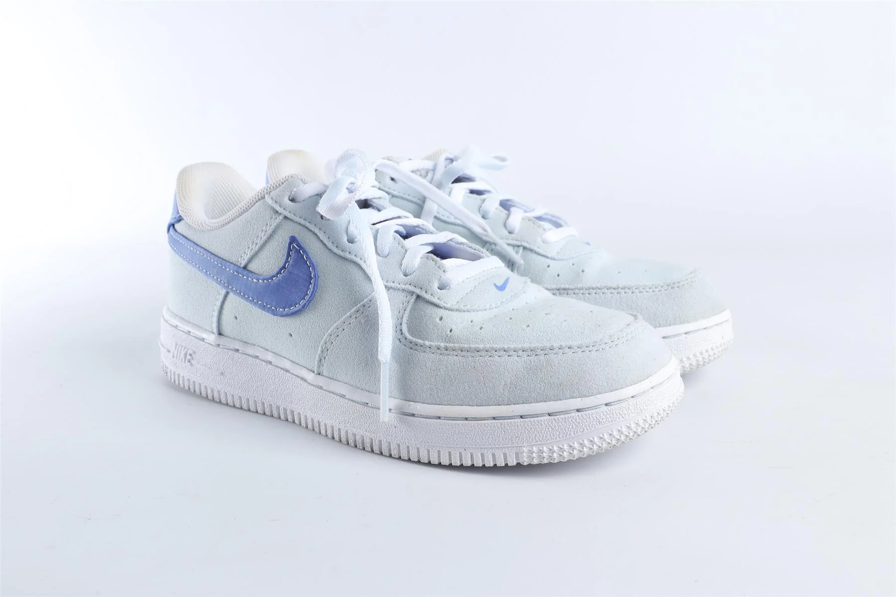 NIKE BLUE KIDS LEATHER SNEAKERS EU 35.5 UK 3 US 3.5 - Image 2