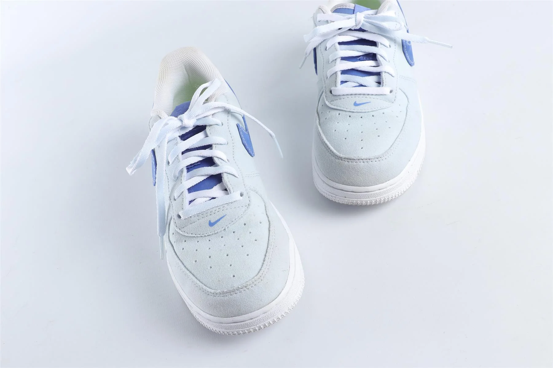 NIKE BLUE KIDS LEATHER SNEAKERS EU 35.5 UK 3 US 3.5 - Image 4