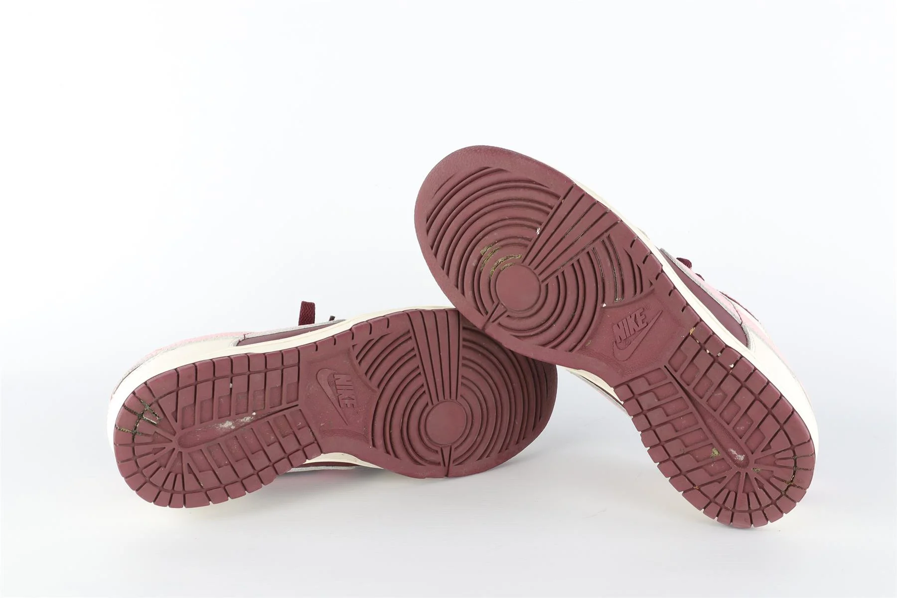 NIKE BURGUNDY LEATHER SNEAKERS EU 40.5 UK 6.5 US 7.5 - Image 6