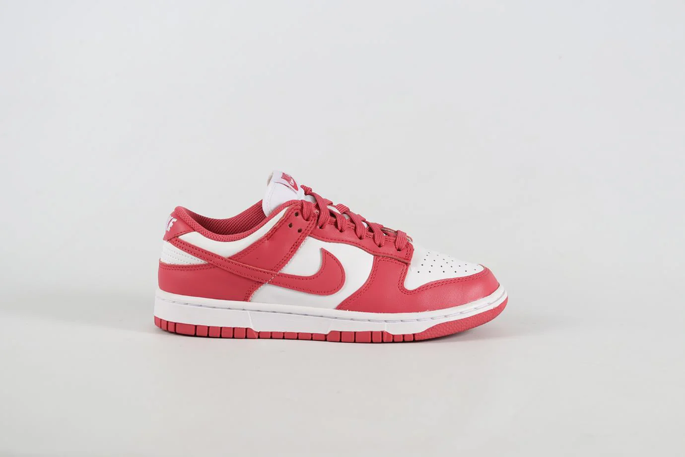 NIKE DUNK LOW ARCHEO PINK LEATHER SNEAKERS EU 39 UK 5.5 US 8 - Image 2