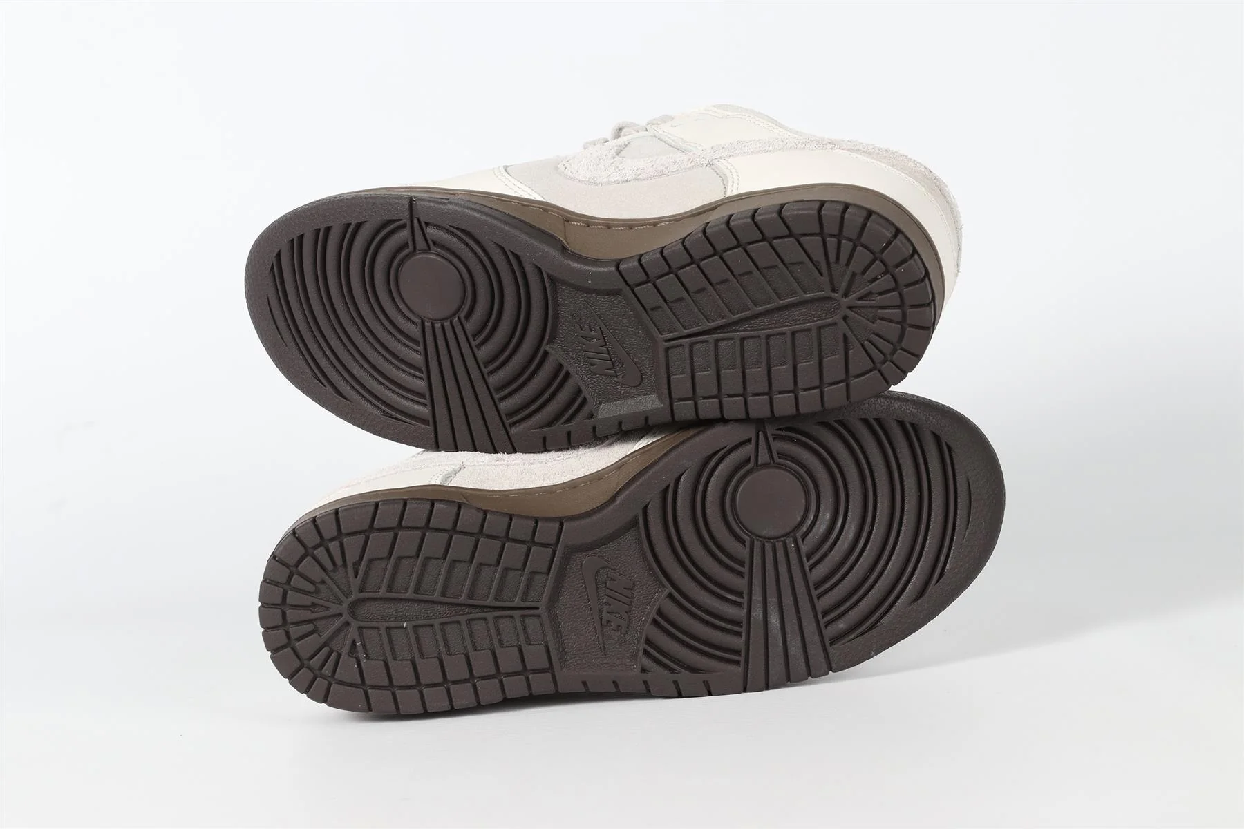 NIKE GREY DUNK LOW IRONSTONE SUEDE SNEAKERS EU 38.5 UK 5.5 US 6 - Image 5