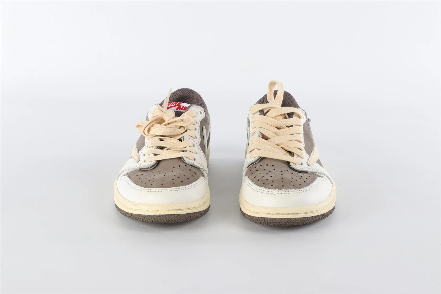 NIKE GREY LEATHER TRAINERS EU 37 UK 4 US 6.5 - Image 3