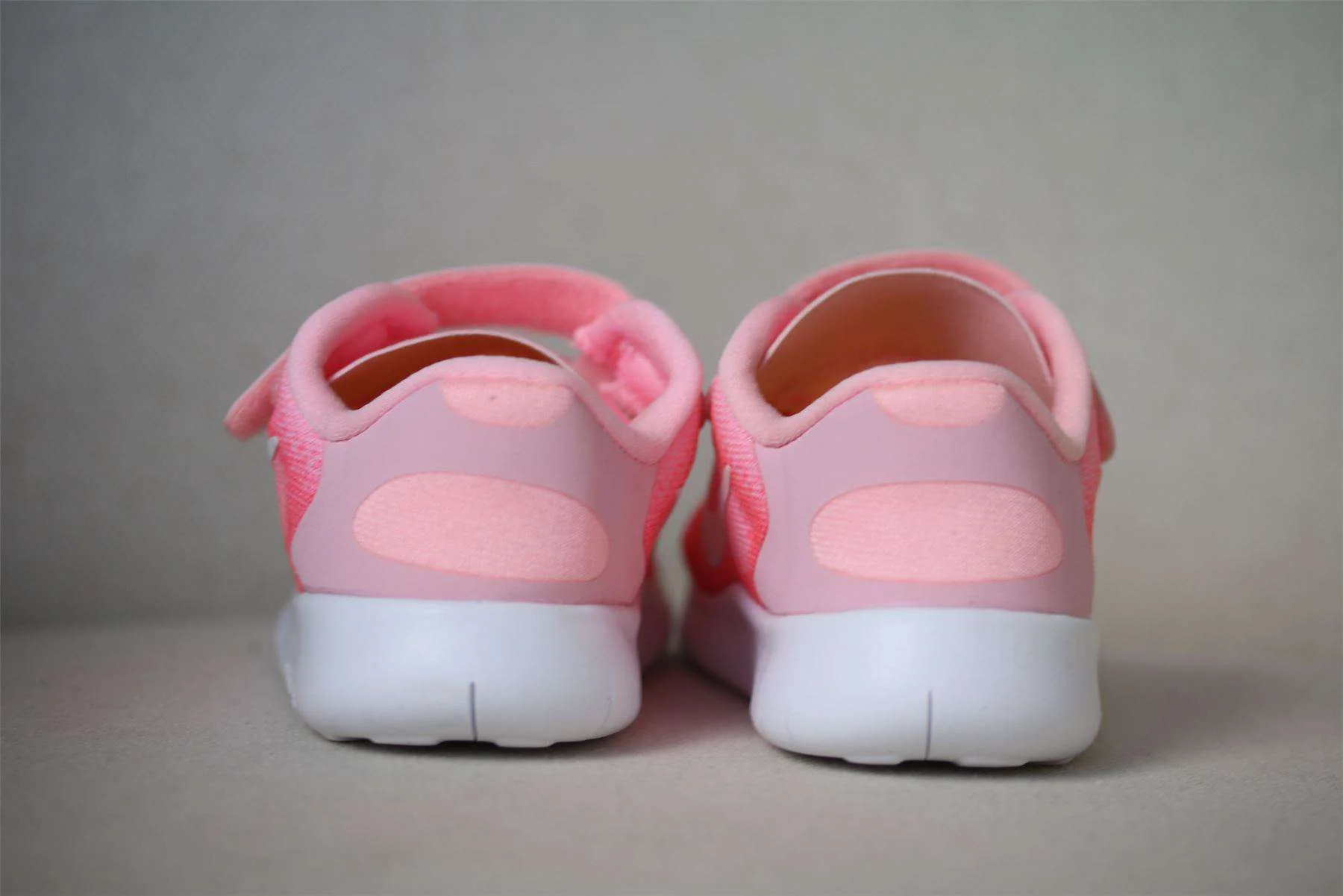 NIKE INFANT FREE RUN PINK TRAINERS EU 25 UK 7.5 - Image 3