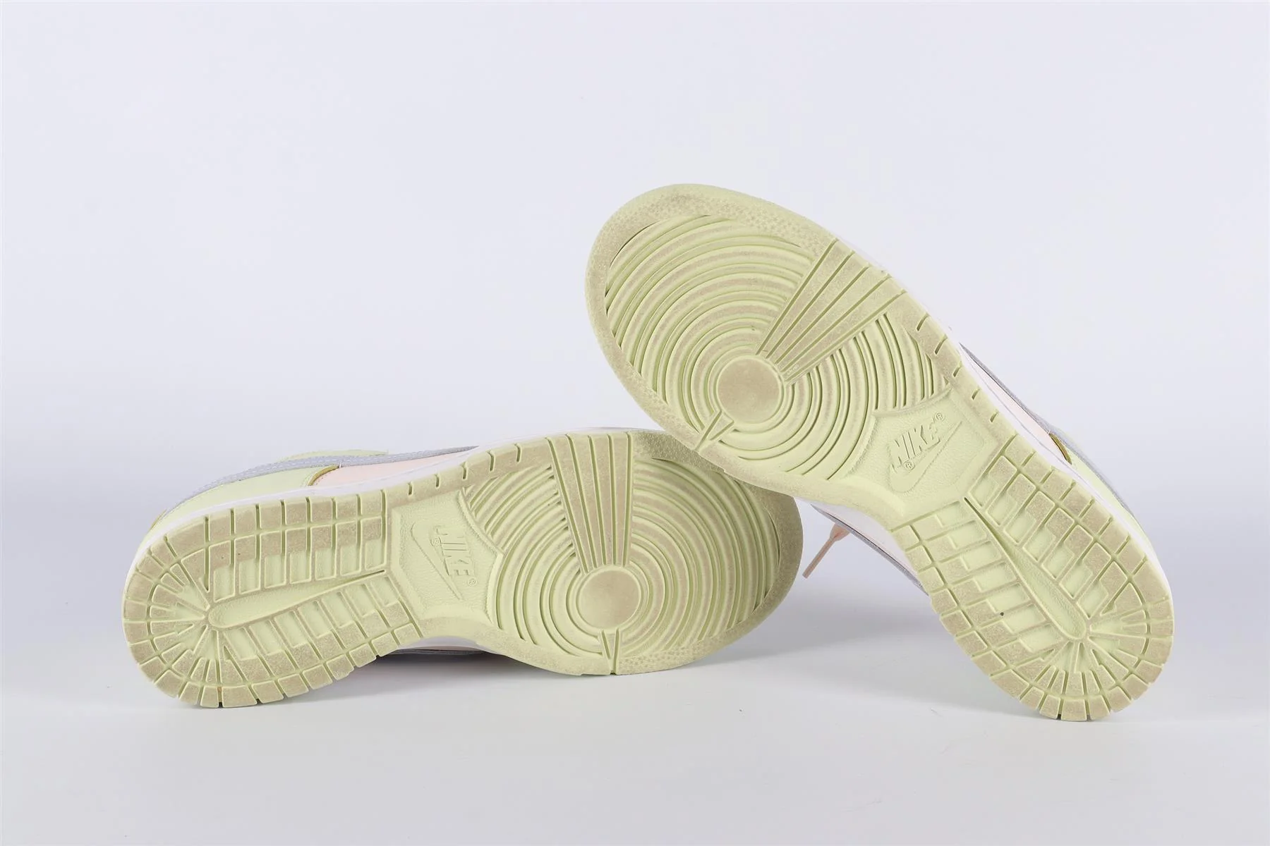 NIKE MULTI DUNK LIME ICE SNEAKERS EU 39 UK 5.5 US 8 - Image 6