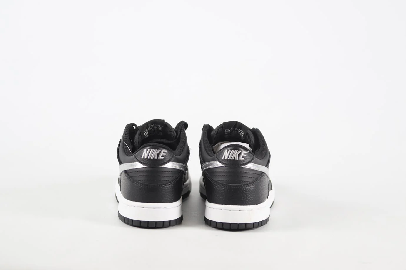 NIKE + NBA DUNK LOW BLACK SILVER LEATHER SNEAKERS EU 39 UK 6 US 6.5 - Image 4