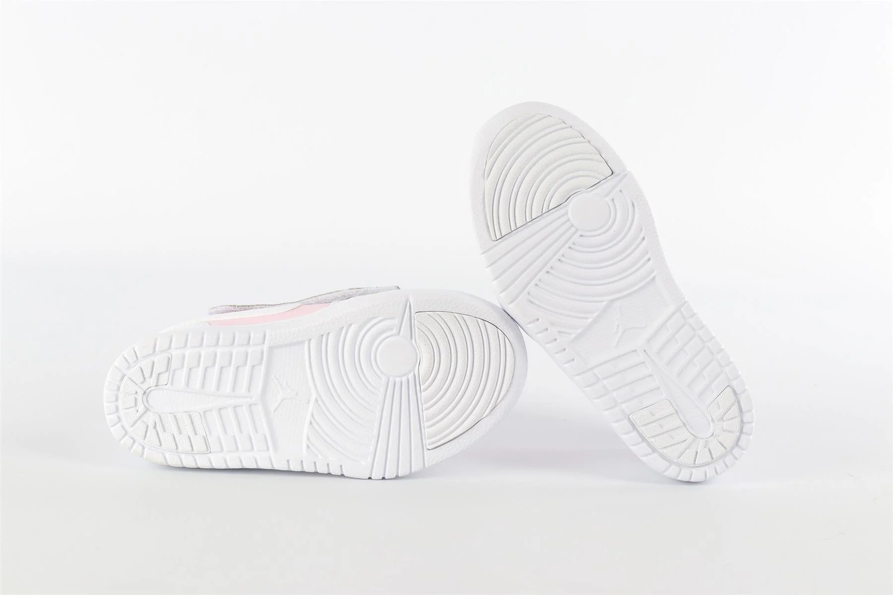 NIKE PINK GIRLS TRAINERS EU 29 UK 11 US 11.5 - Image 6