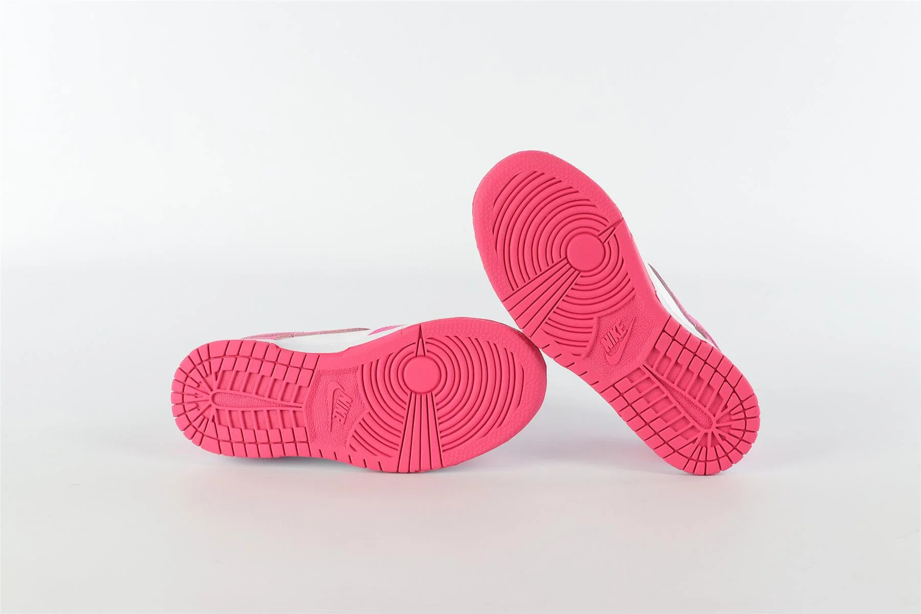 NIKE PINK GIRLS TRAINERS EU 29 UK 11 US 11.5 - Image 6