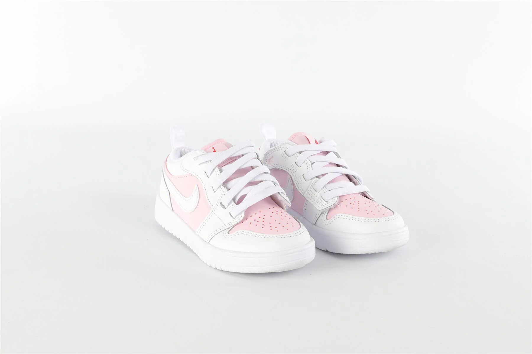 NIKE PINK GIRLS TRAINERS EU 29 UK 11 US 11.5 - Image 2
