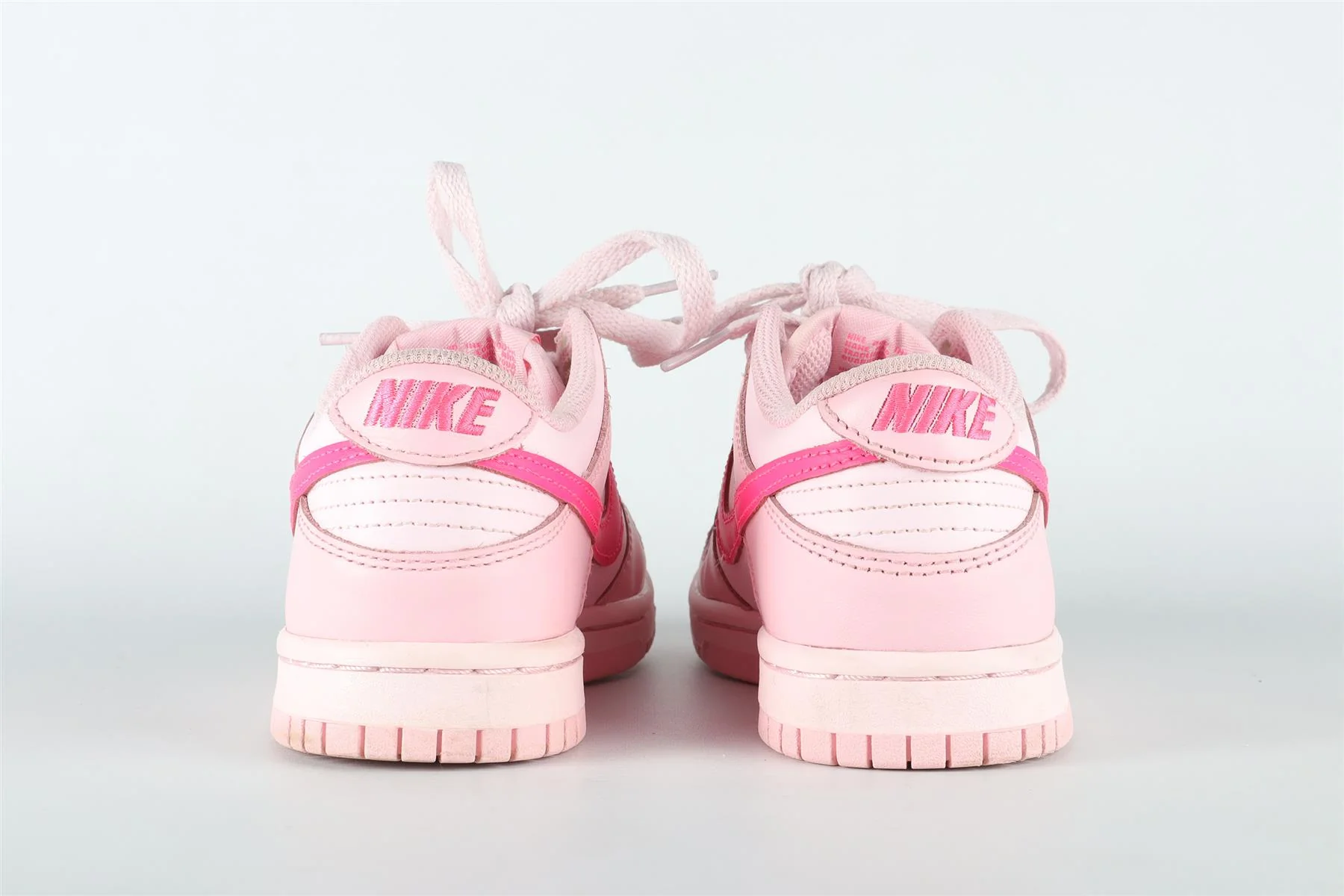 NIKE PINK KIDS GIRLS SNEAKERS EU 35.5 UK 3 US 3.5Y - Image 5