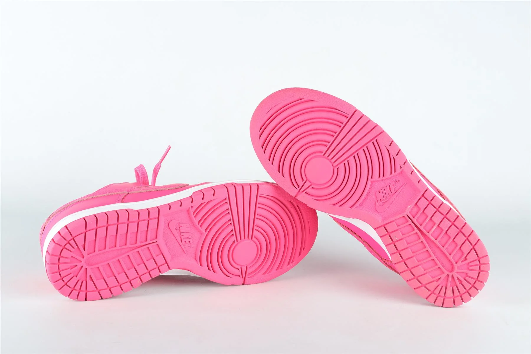 NIKE PINK KIDS GIRLS SNEAKERS EU 36 UK 3 US 5.5 - Image 6