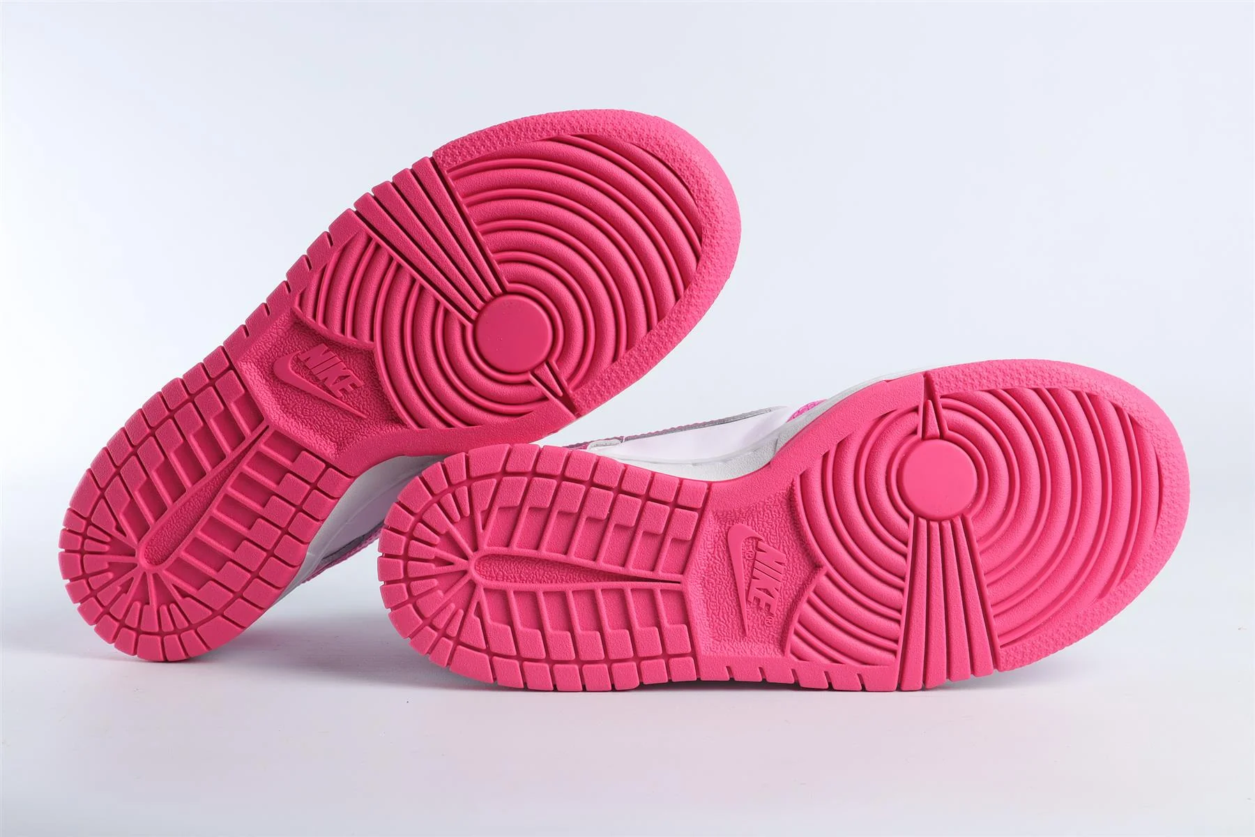 NIKE PINK KIDS LEATHER SNEAKERS EU 35.5 UK 3 US 3.5 - Image 6