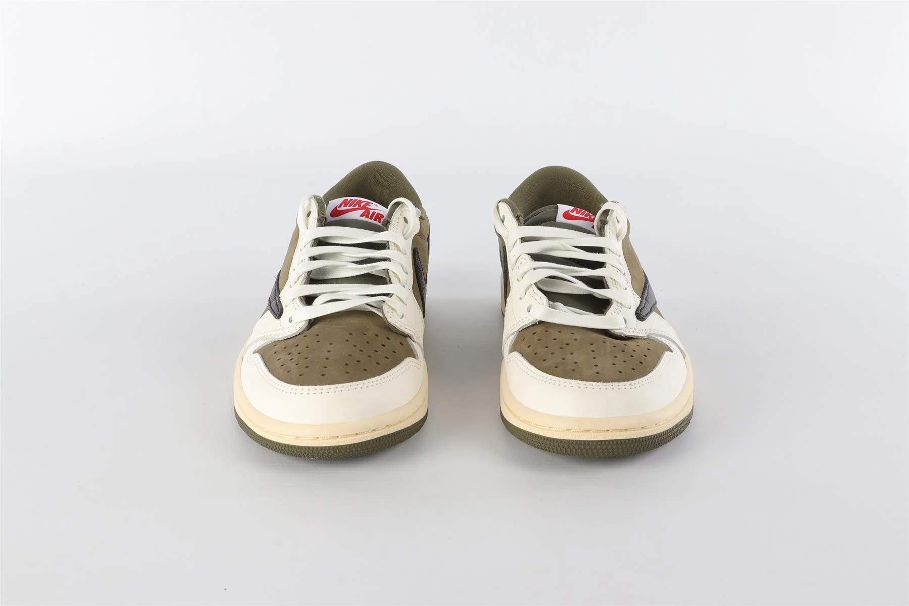 NIKE + TRAVIS SCOTT AIR JORDAN REVERSE MEDIUM OLIVE SNEAKERS EU 37 UK 4 US 6.5 - Image 3