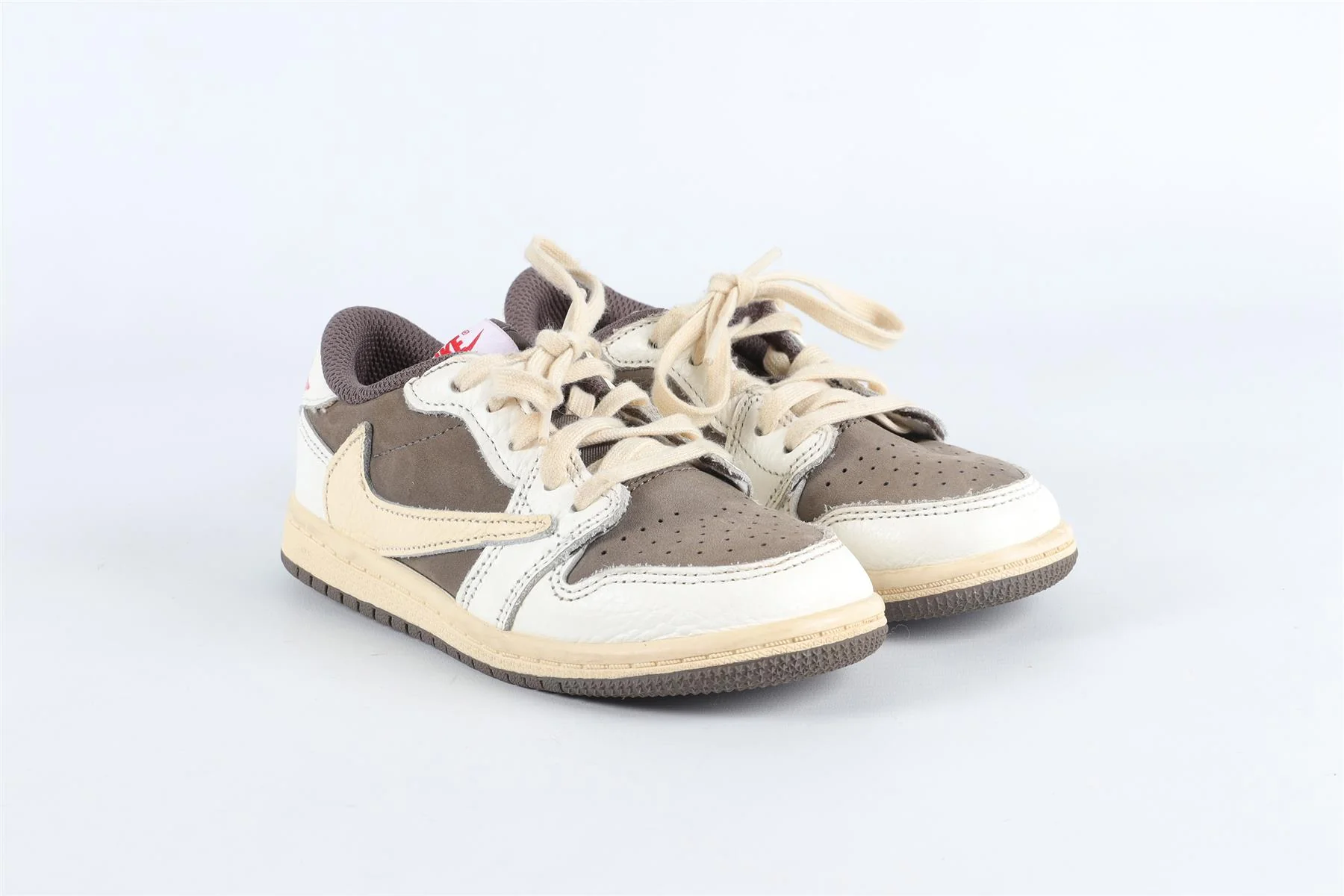 NIKE + TRAVIS SCOTT BROWN KIDS AIR JORDAN 1 REVERSE MOCHA SNEAKERS EU 27 UK 9.5 US 10 - Image 2