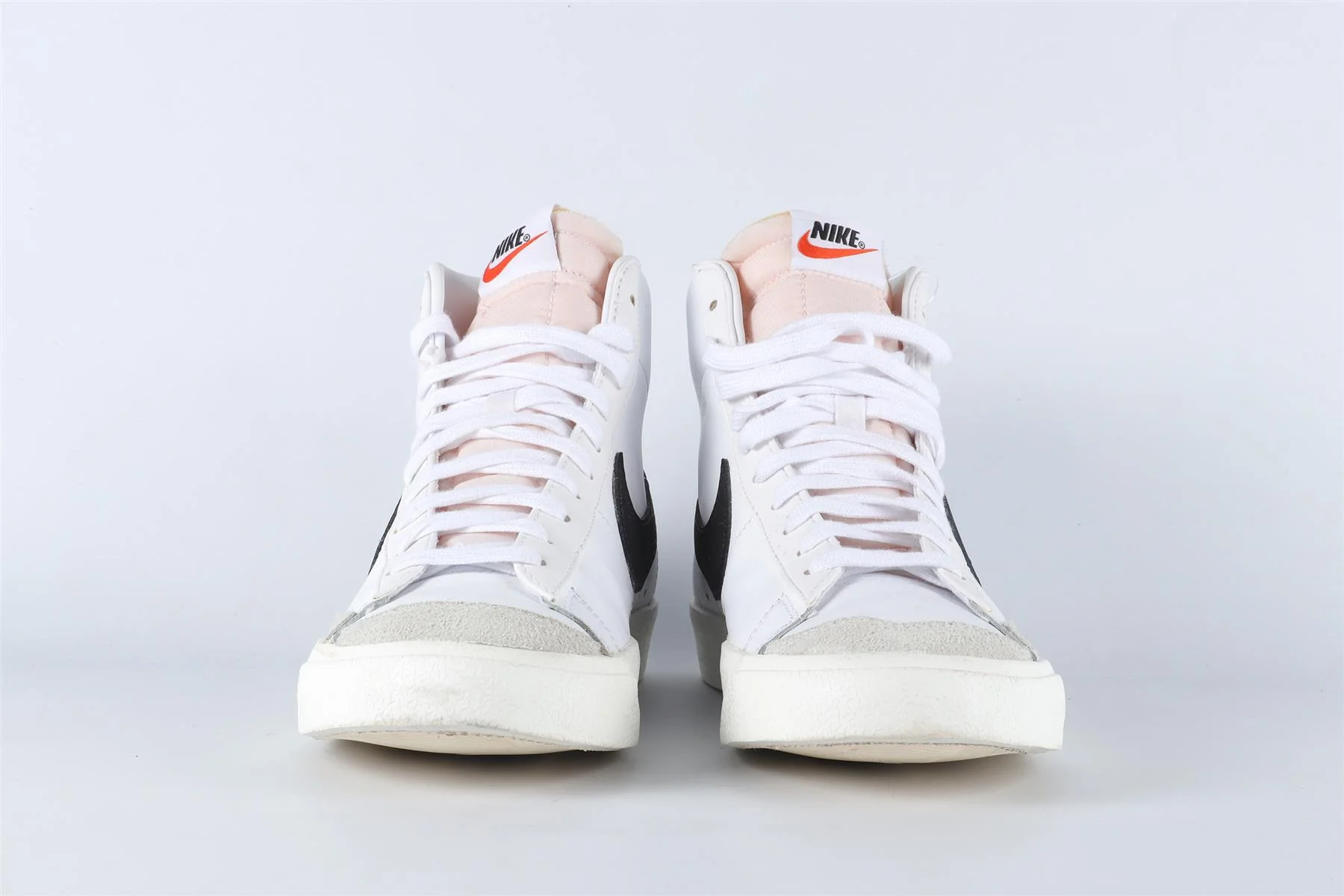 NIKE WHITE MEN'S MID '77 VINTAGE SNEAKERS EU 44 UK 9 US 10 - Image 3