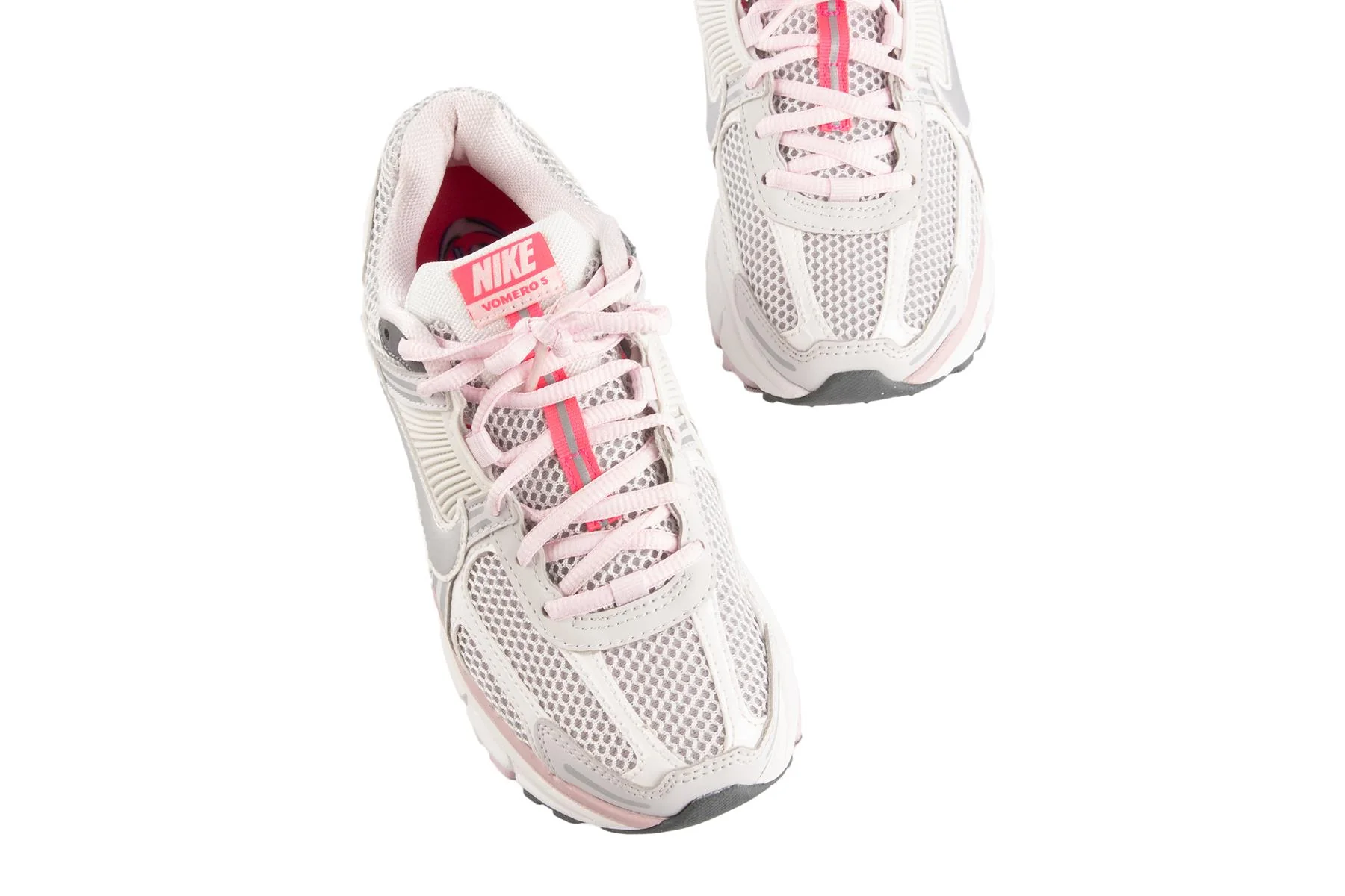 NIKE WHITE SNEAKERS UK 4 - Image 4