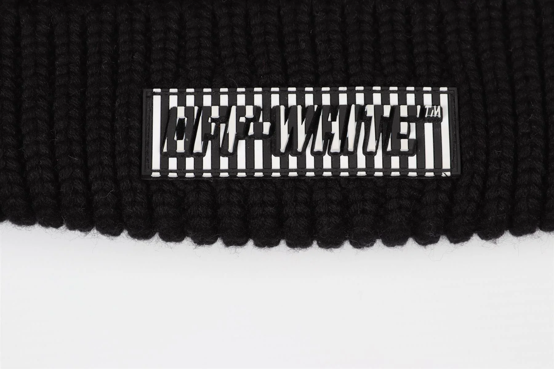 OFF-WHITE BLACK WOOL BEANIE ONE SIZE - Image 3