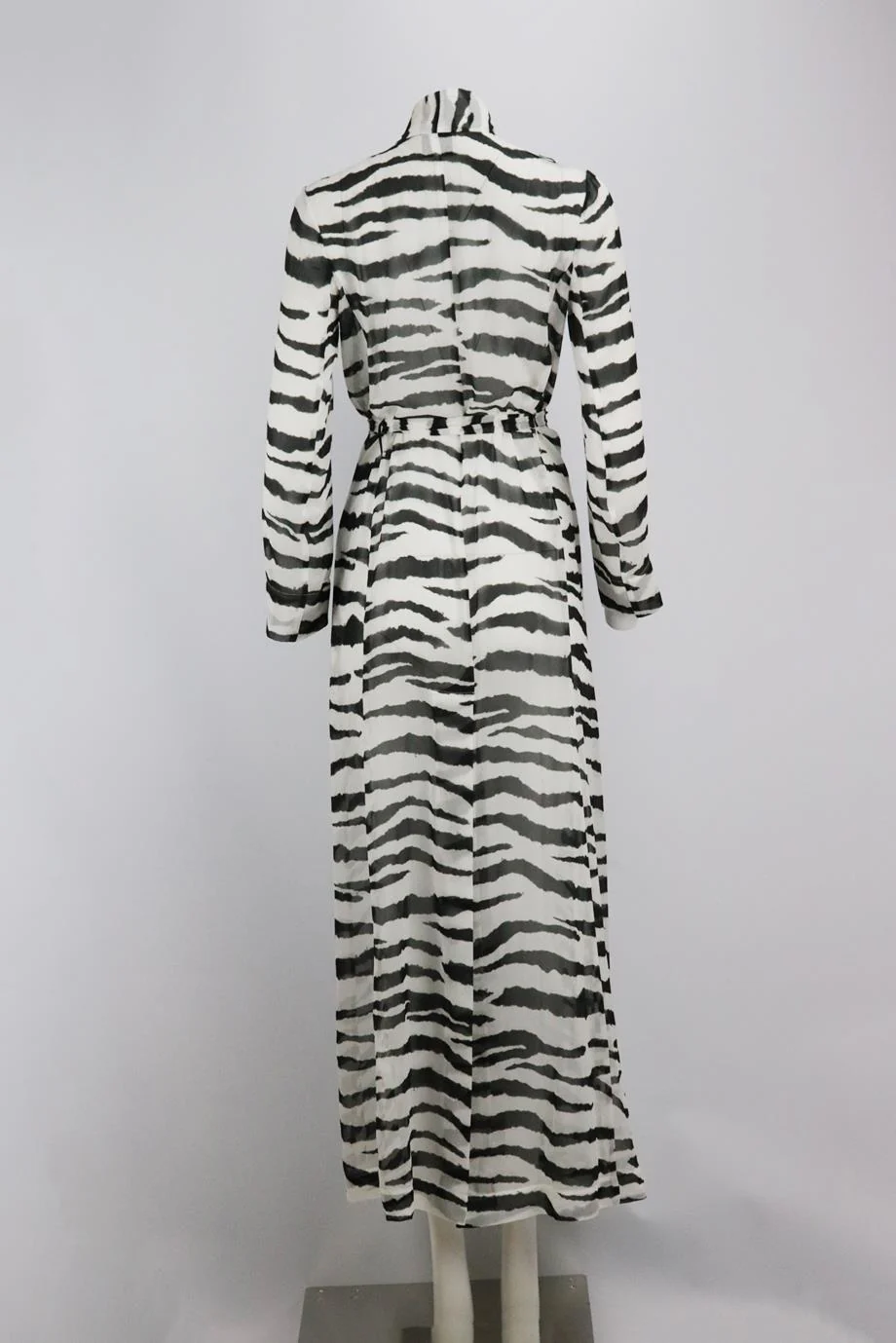 ON THE ISLAND BELTED PRINTED SILK ROBE IT 46 UK 14 - Image 4