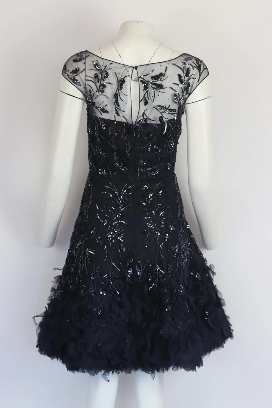 OSCAR DE LA RENTA 2014 BELTED EMBELLISHED TULLE AND SILK BLEND DRESS US 6 UK 10 - Image 4