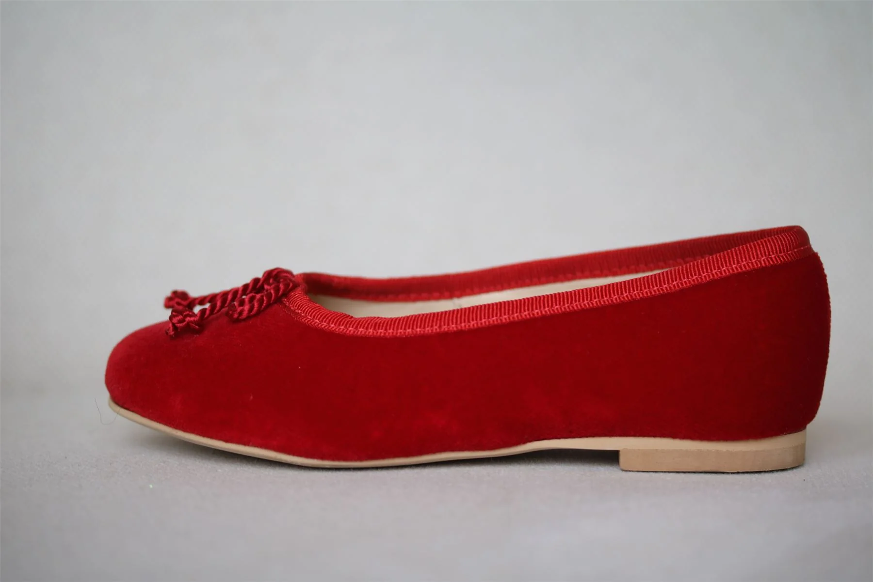 OSCAR DE LA RENTA GIRLS RED VELVET FLATS EU 25 UK 7.5 - Image 2