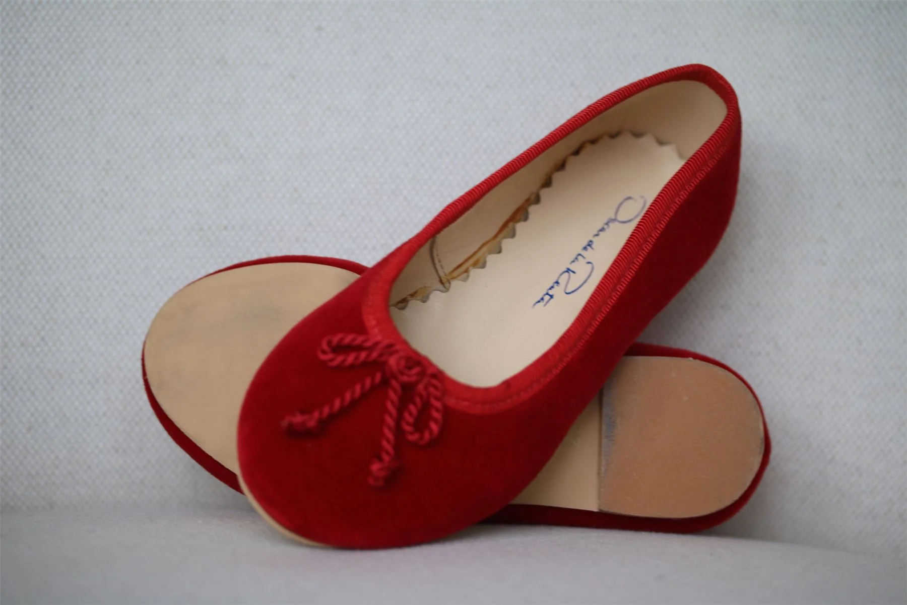 OSCAR DE LA RENTA GIRLS RED VELVET FLATS EU 25 UK 7.5 - Image 5