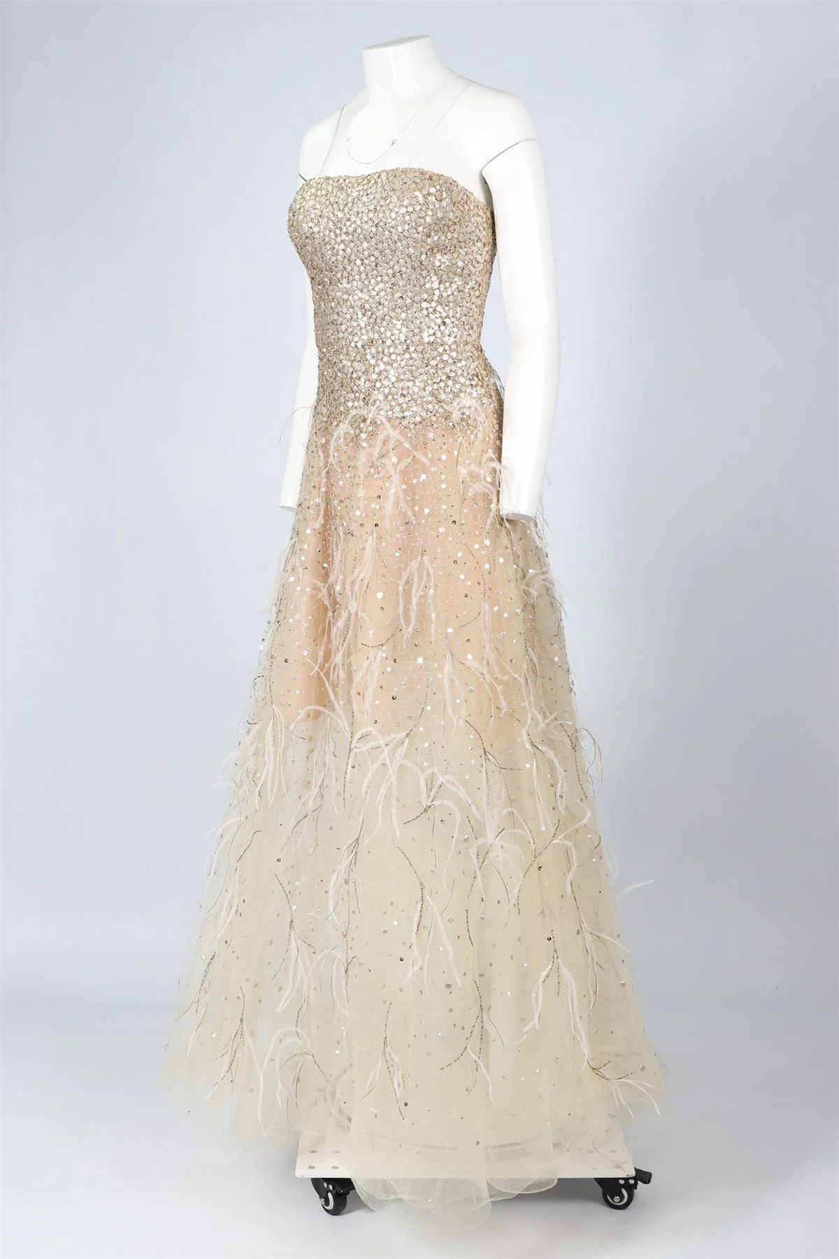 OSCAR DE LA RENTA GOLD 2015 SEQUIN AND TULLE GOWN US 10 UK 14 - Image 3