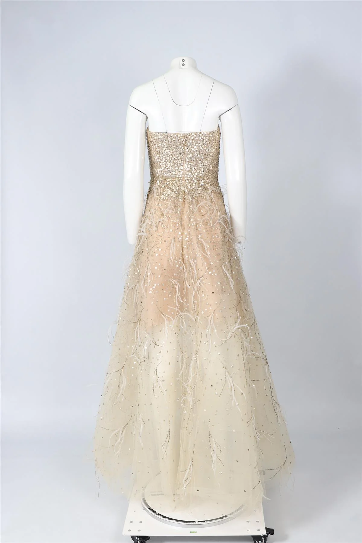 OSCAR DE LA RENTA GOLD 2015 SEQUIN AND TULLE GOWN US 10 UK 14 - Image 4