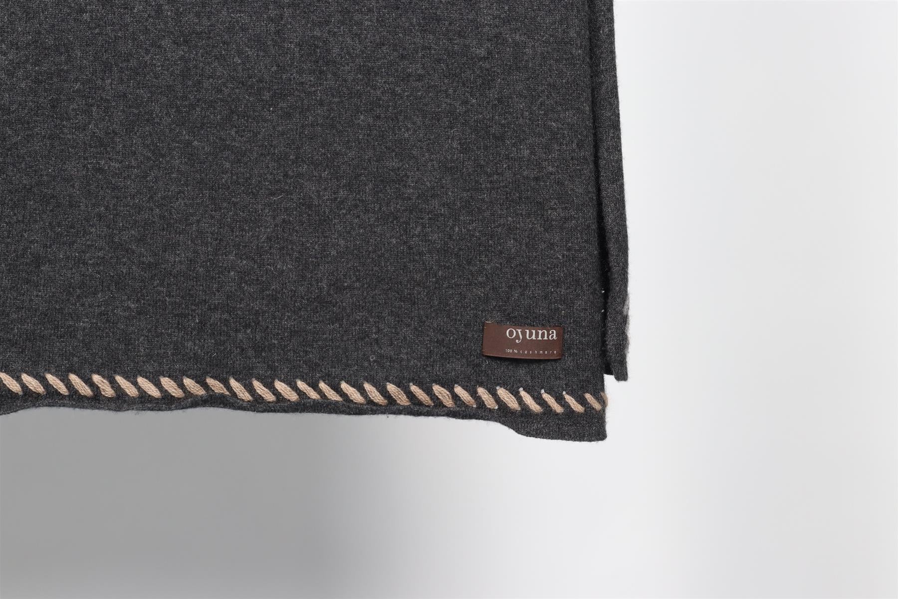OYUNA GREY CASHMERE BLANKET - Image 5