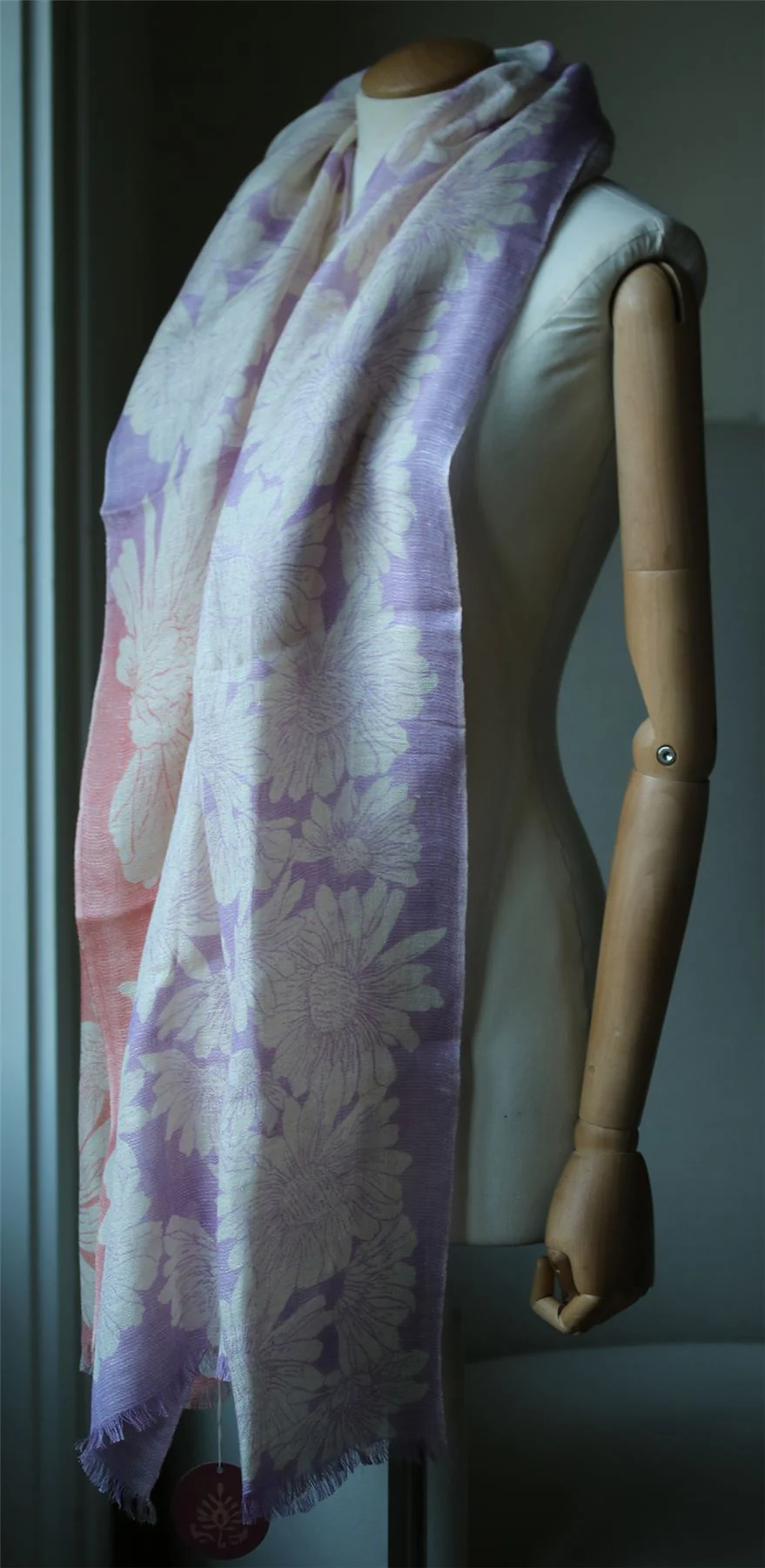 PASHMA SIGNATURE FLORAL SCARF - Image 2