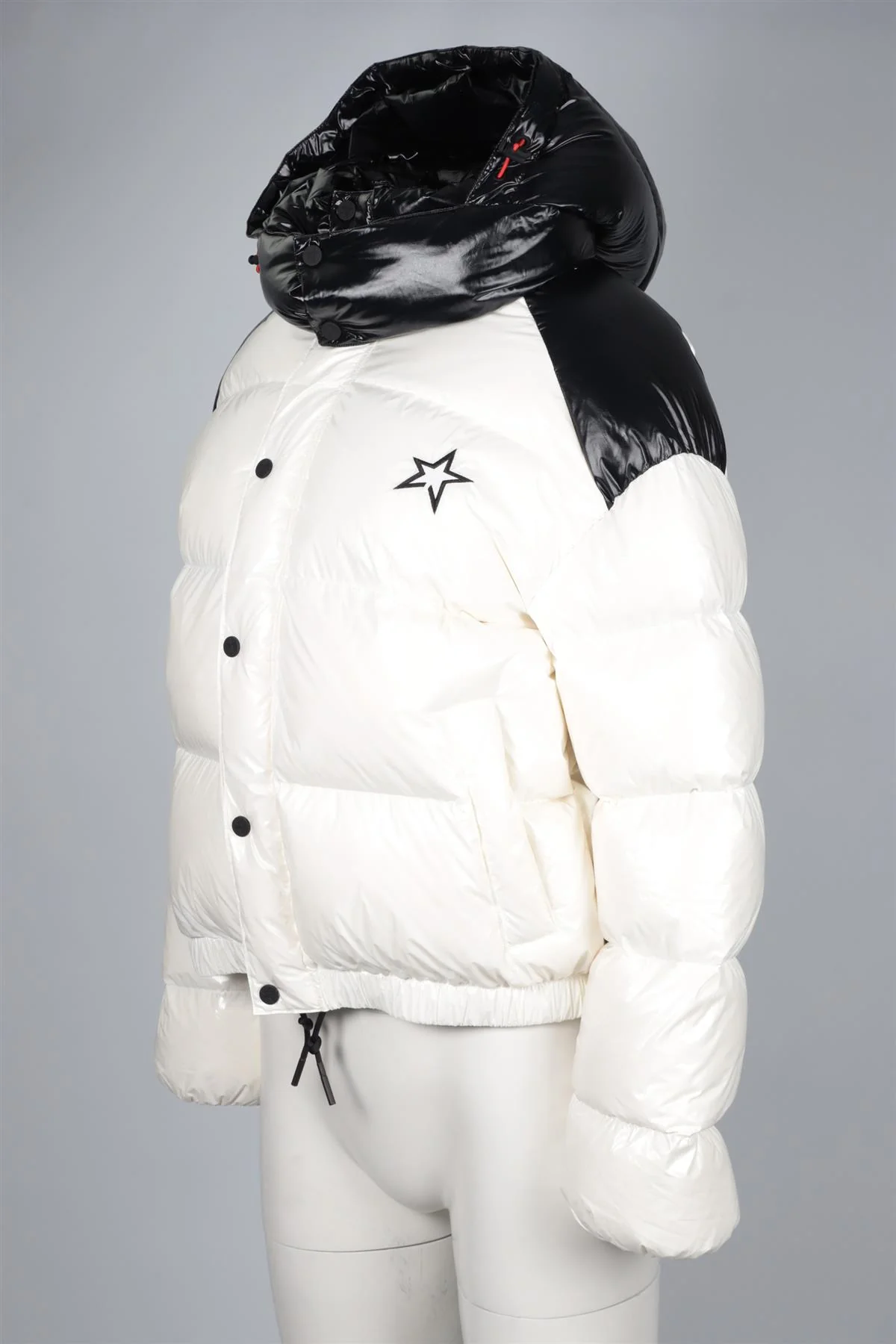 PERFECT MOMENT IVORY PADDED DOWN JACKET SMALL - Image 3