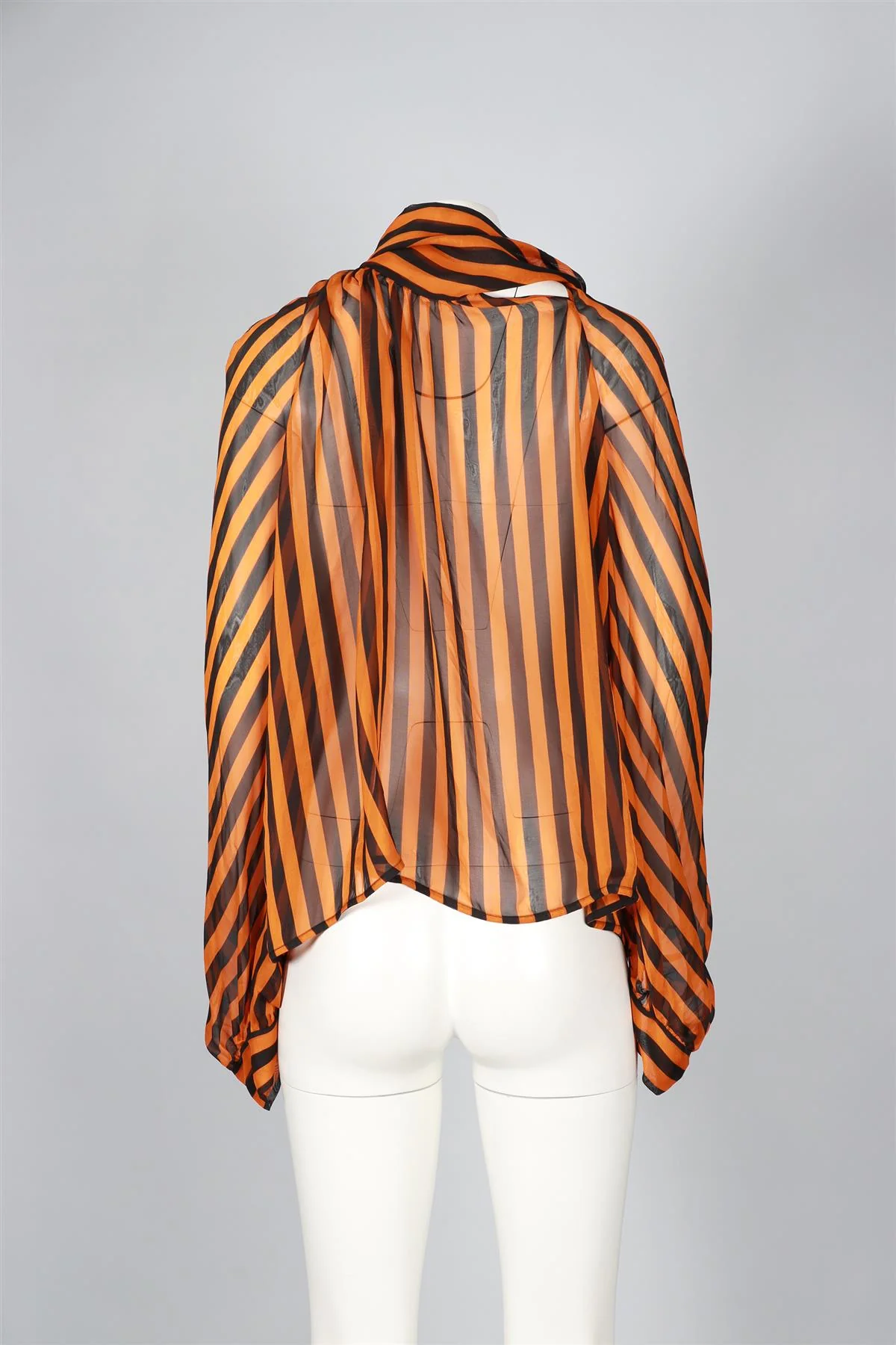 PETAR PETROV ORANGE AND BLACK SILK TOP IT 38 UK 6 - Image 4