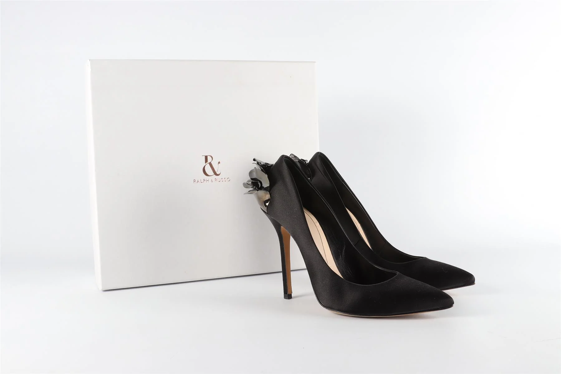 RALPH & RUSSO BLACK SATIN PUMPS EU 38.5, UK 5.5, US 8.5 - Image 7