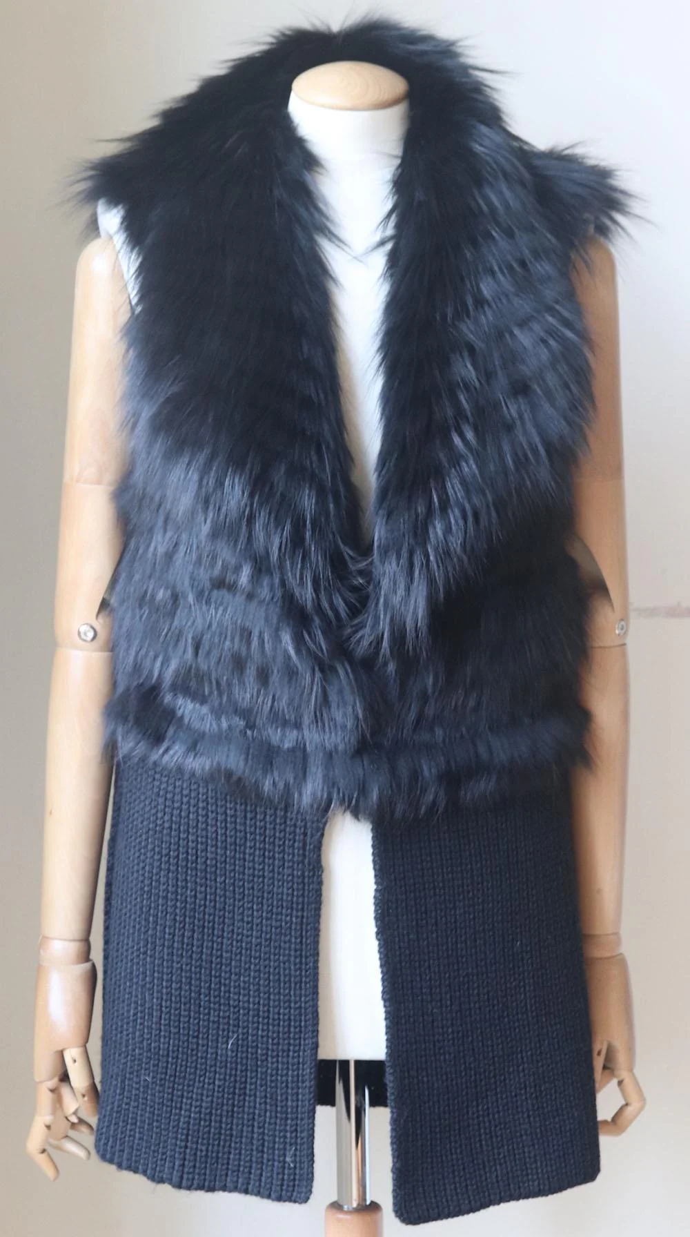 RAMY BROOK FOX FUR TRIMMED RIBBED WOOL BLEND GILET MEDIUM - Image 2