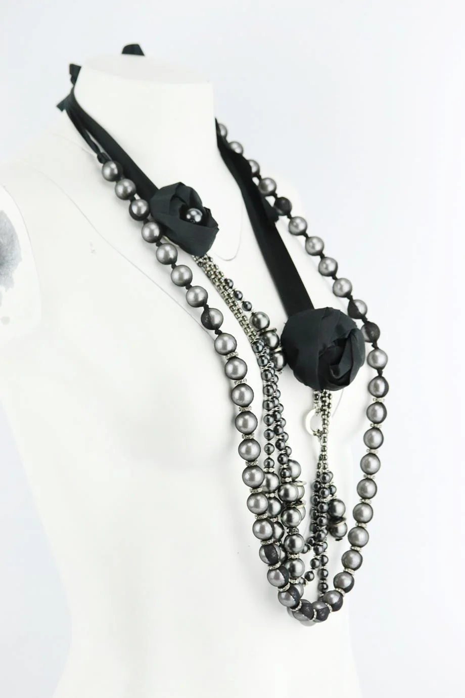 RK BY RANJANA KHAN BEAD SILK NECKLACE - Image 3