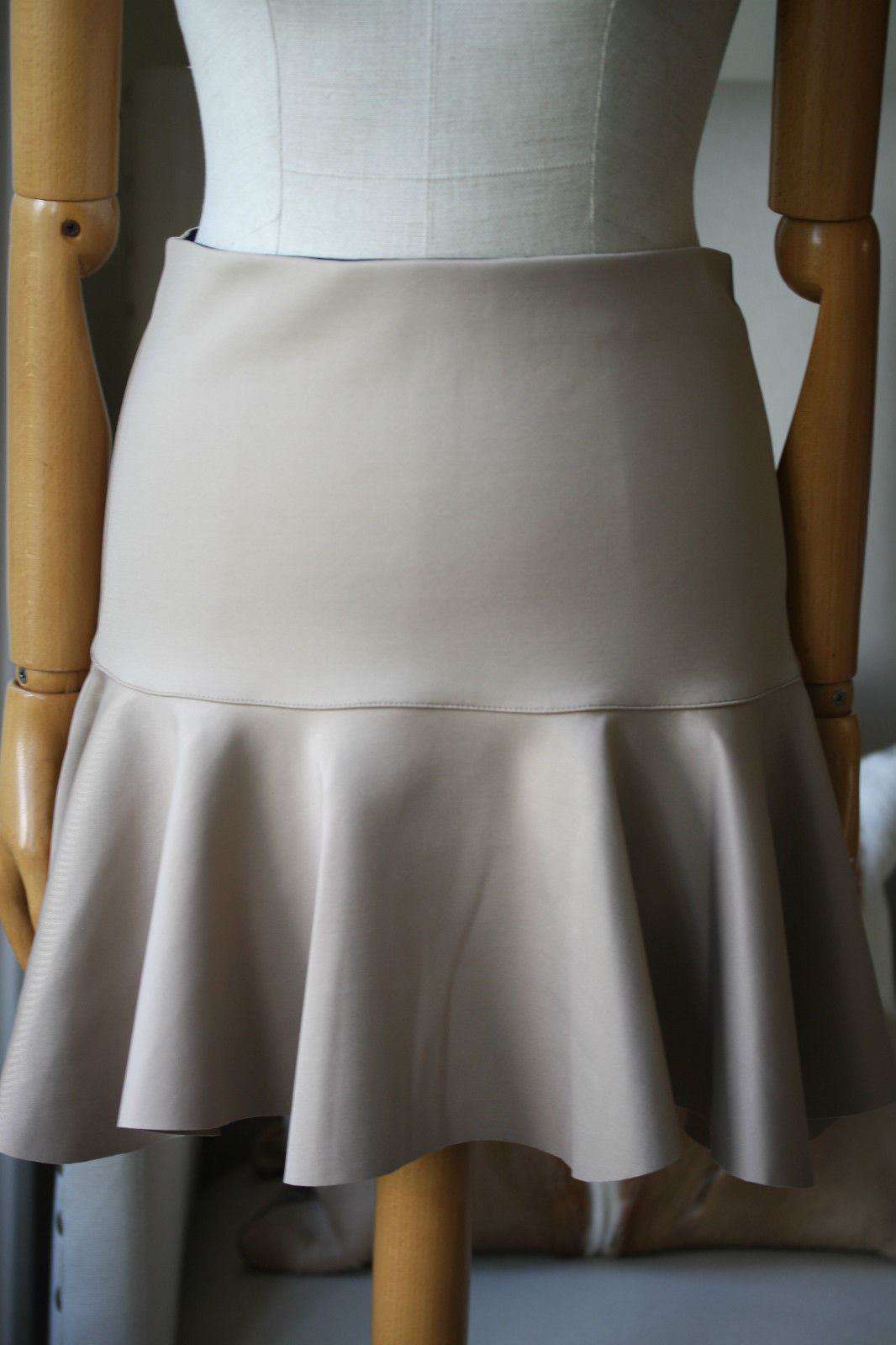 ROBERT RODRIGUEZ BEIGE TECHNO FLARE SKIRT US 6 UK 10 - Image 2