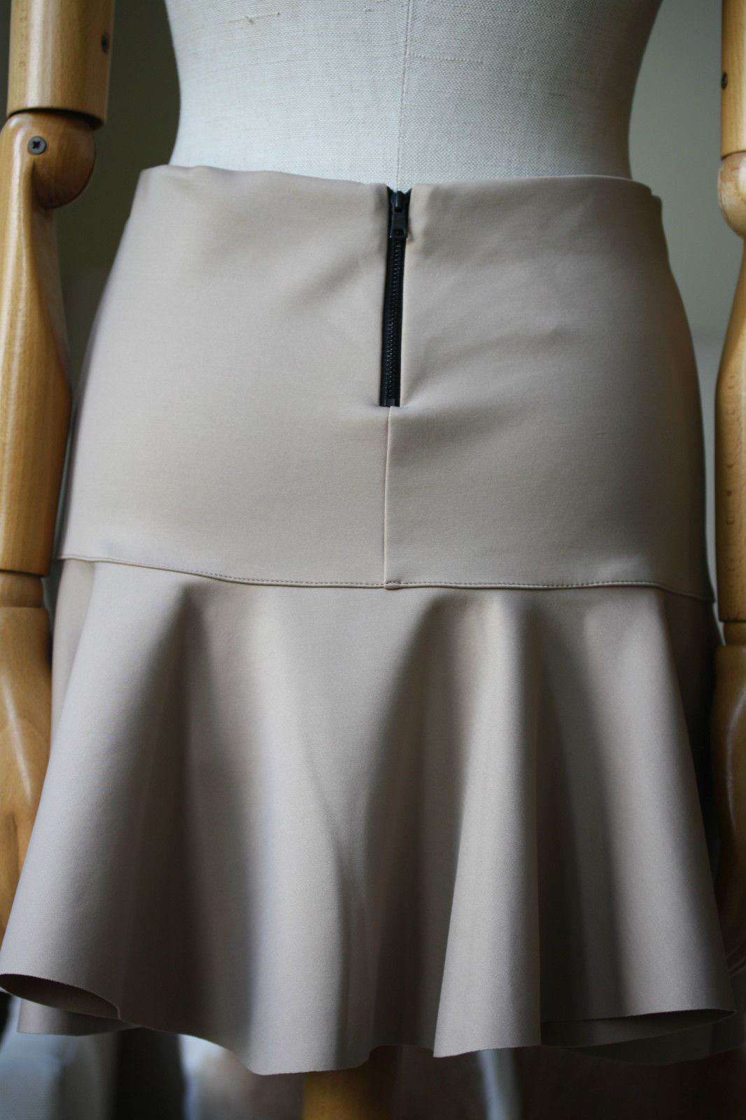 ROBERT RODRIGUEZ BEIGE TECHNO FLARE SKIRT US 6 UK 10 - Image 6