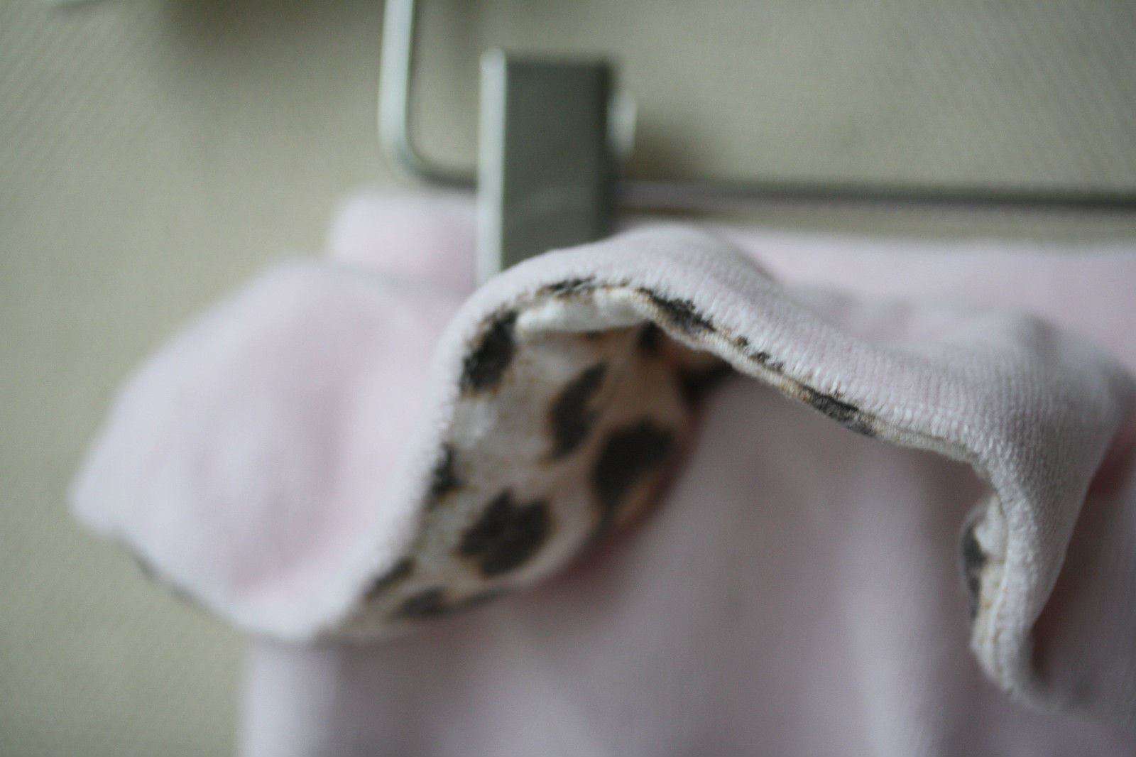 ROBERTO CAVALLI BABY PINK VELOUR TROUSERS 9 MONTHS - Image 5