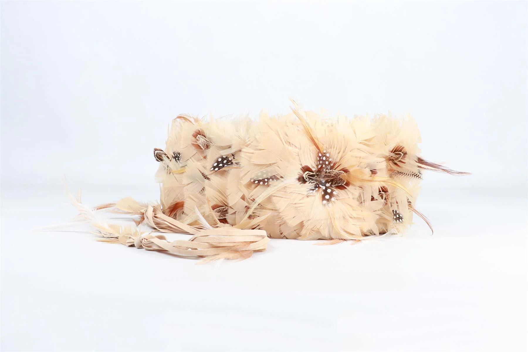 ROBERTO CAVALLI CREAM FEATHER BELT ONE SIZE - Image 2