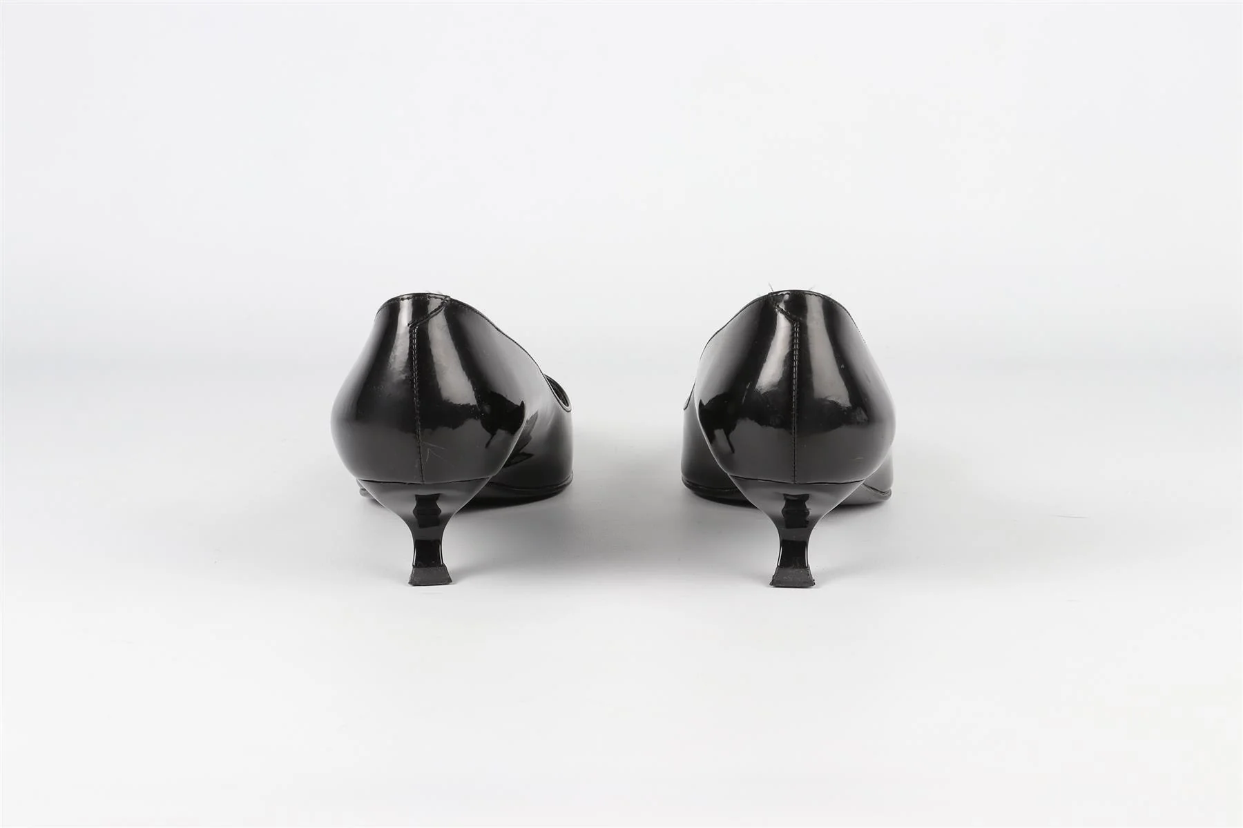 ROGER VIVIER BLACK PATENT LEATHER PUMPS EU 37.5 UK 4.5 US 7.5 - Image 5