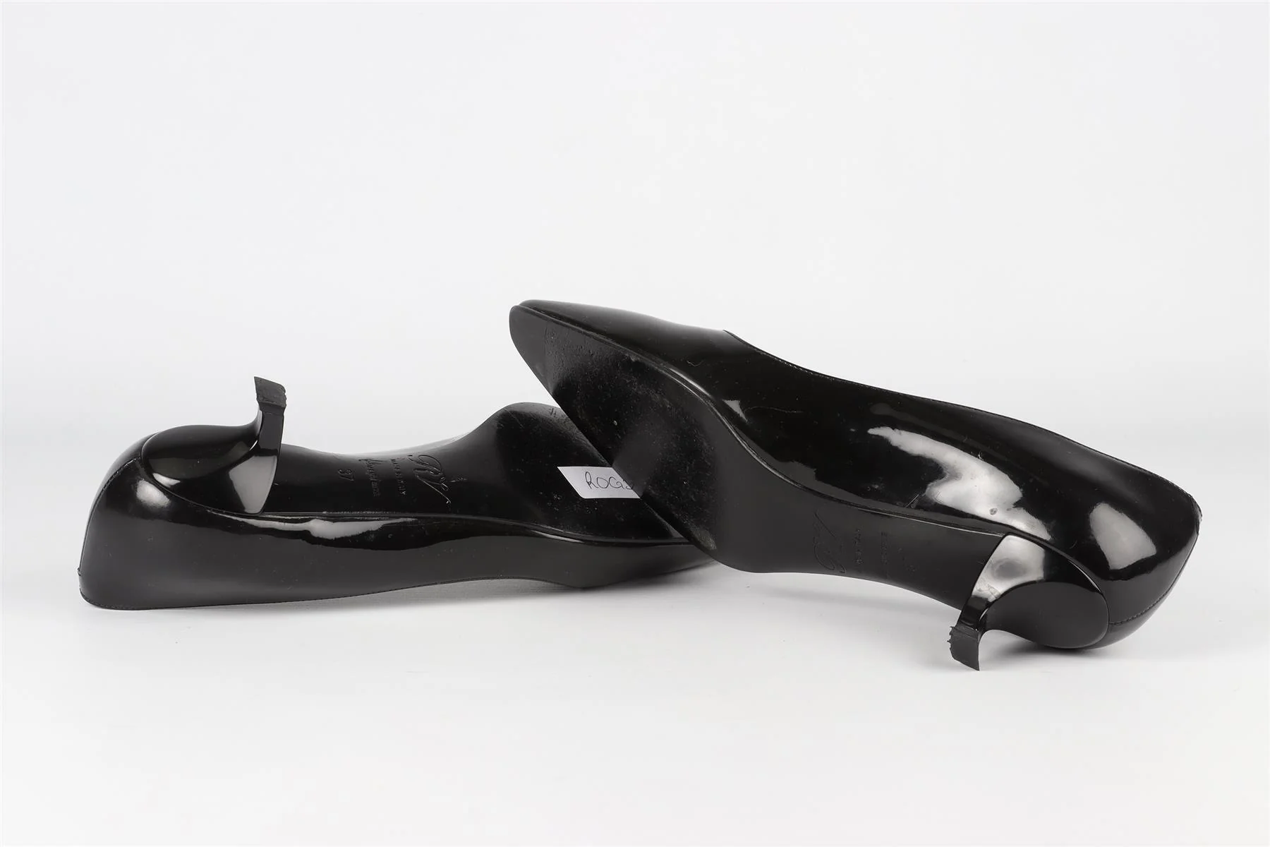 ROGER VIVIER BLACK PATENT LEATHER PUMPS EU 37.5 UK 4.5 US 7.5 - Image 6