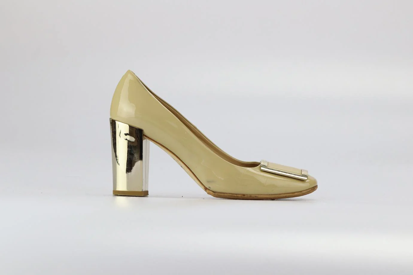 ROGER VIVIER EMBELLISHED PATENT LEATHER PUMPS EU 38 UK 5 US 8 - Image 2
