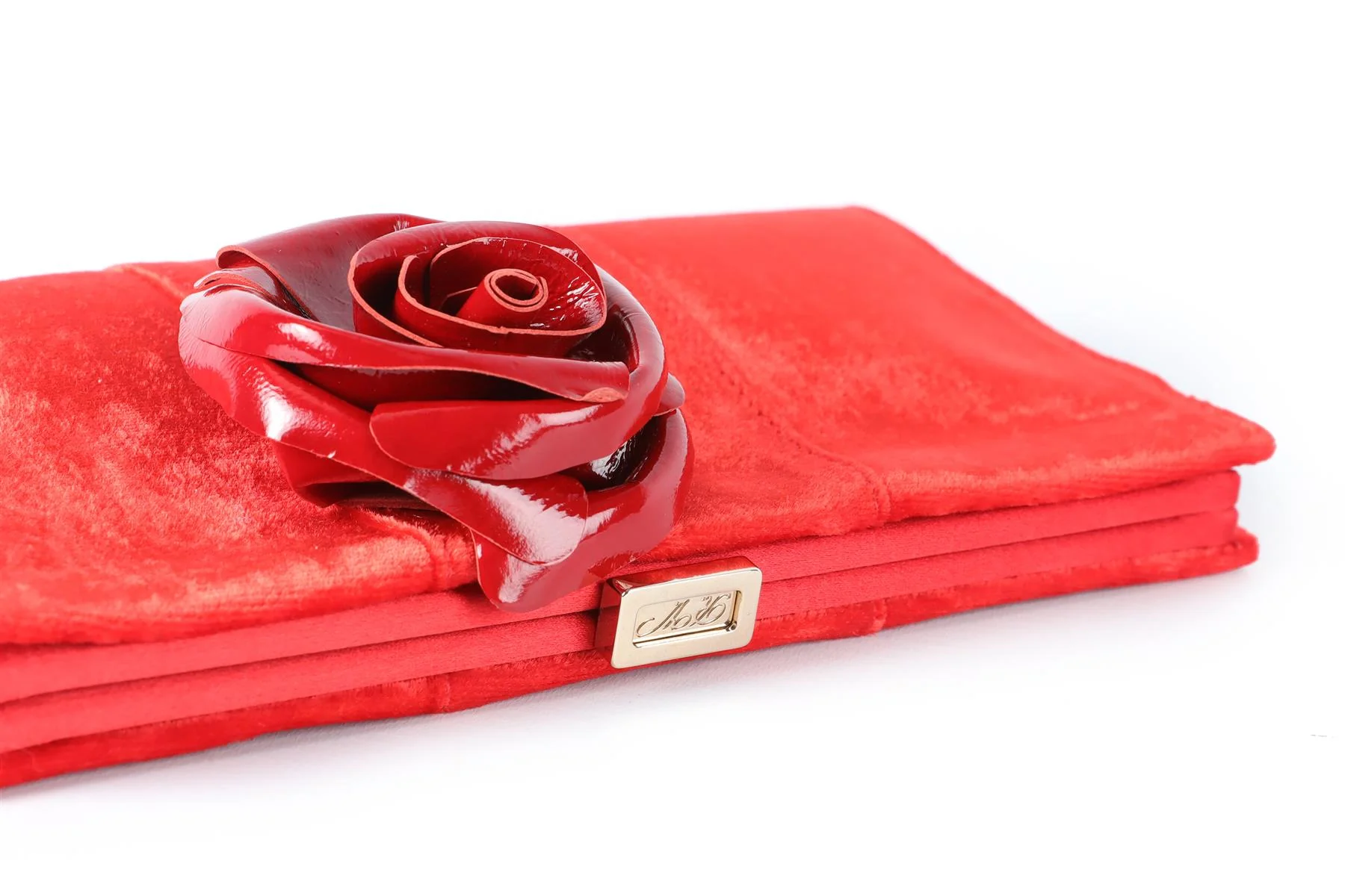 ROGER VIVIER RED MINI VELVET CLUTCH - Image 9
