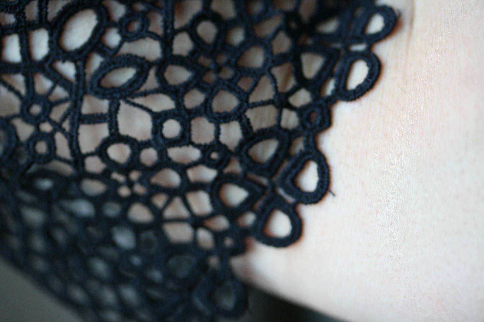 ROLAND MOURET SAMIEL BLACK LACE AND CREPE DRESS UK 10 - Image 7