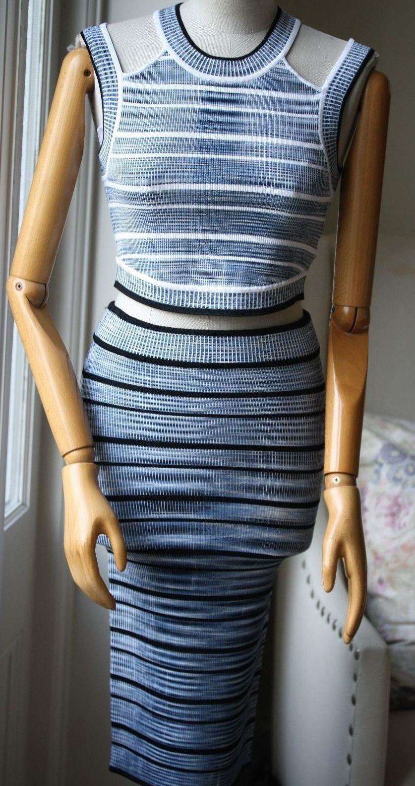RONNY KOBO JAYME BLUE RIBBED SKIRT SMALL - Image 8