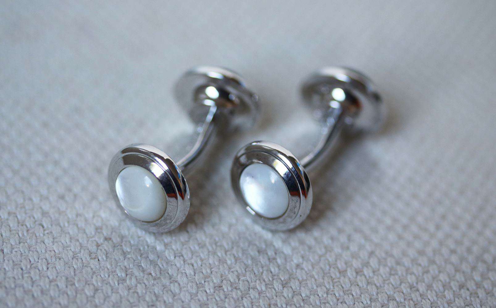 S.T. DUPONT PALLADIUM ONYX AND MOTHER OF PEARL CUFFLINKS - Image 2