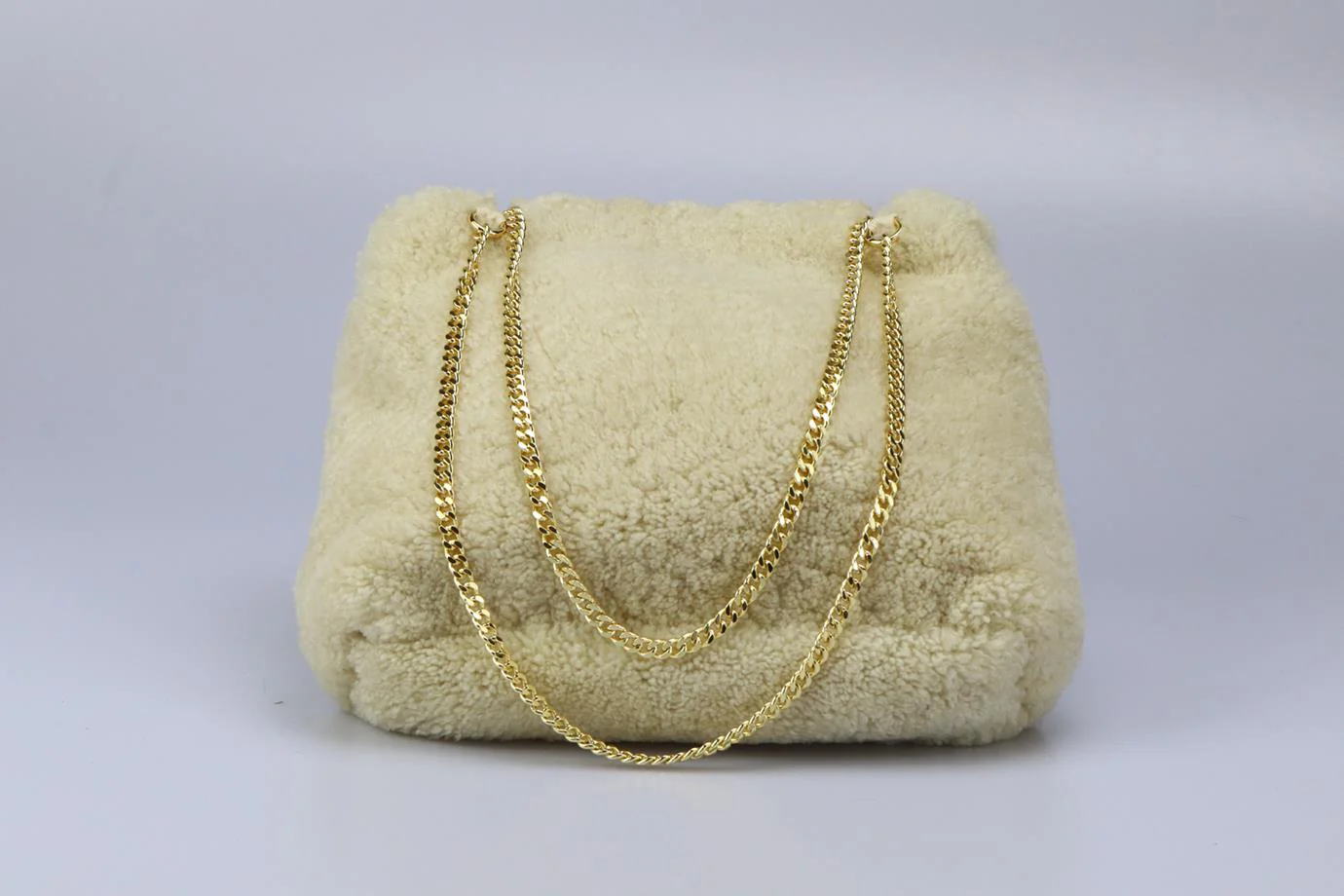 SABLYN CHAIN DETAIL SHEARLING SHOULDER BAG - Image 6